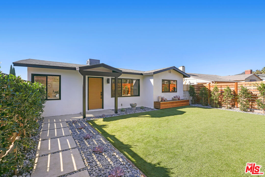 Los Angeles, California, 90065, United States, 4 Bedrooms Bedrooms, ,5 BathroomsBathrooms,Residential,For Sale,2002070