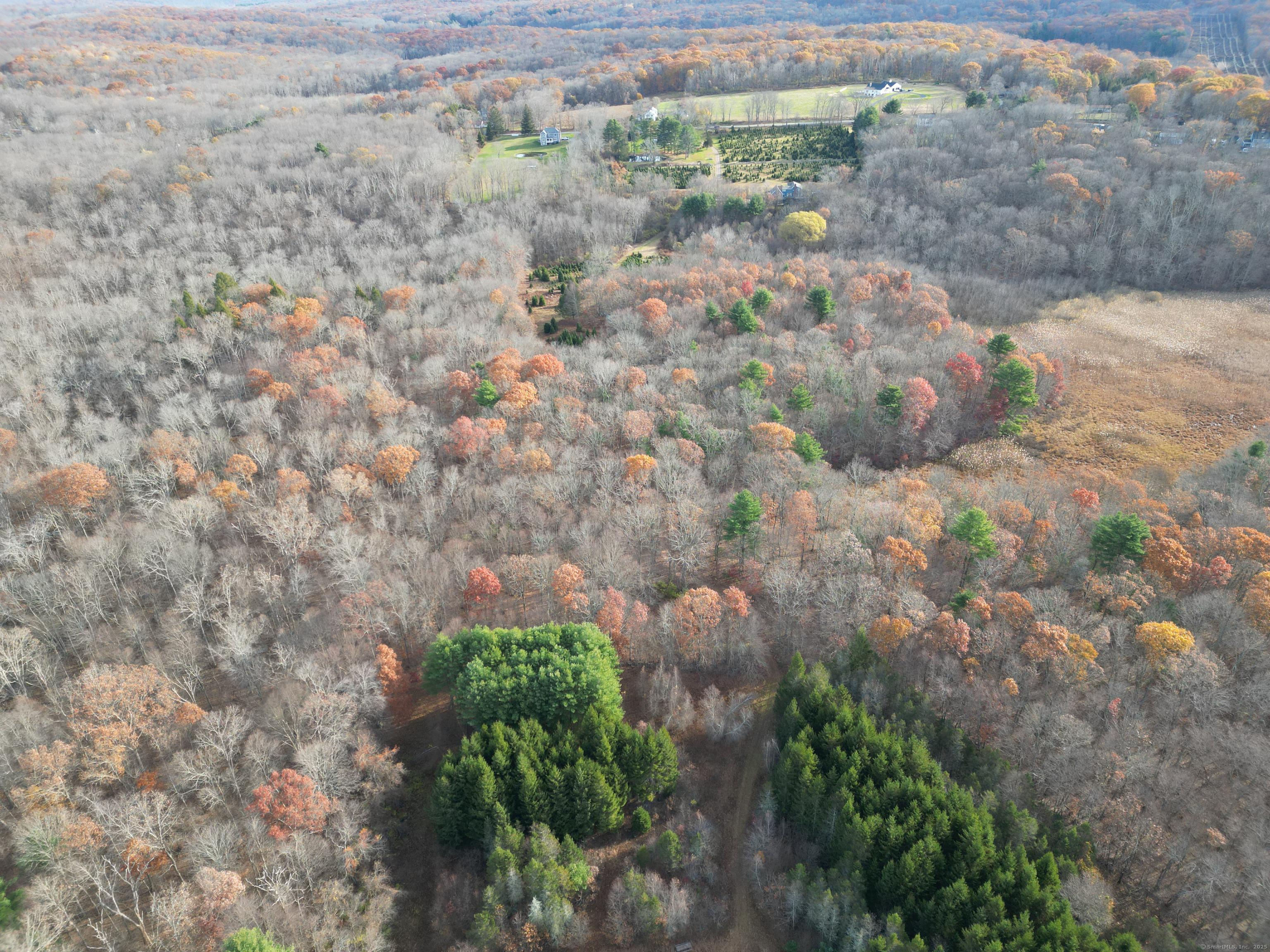 Hebron, Connecticut, 06248, United States, 3 Bedrooms Bedrooms, ,2 BathroomsBathrooms,Residential,For Sale,1987080