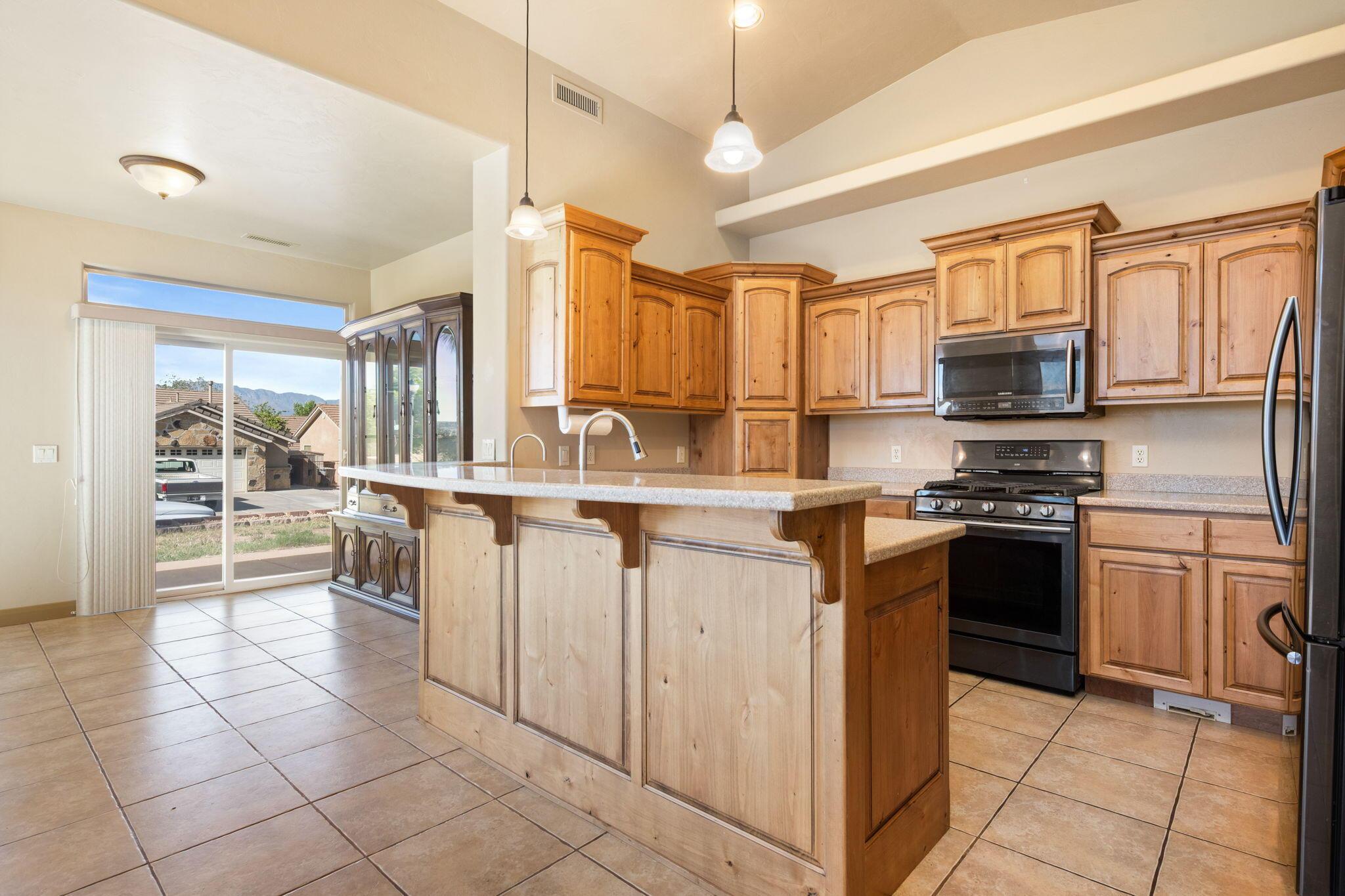 St George, Utah, 84790, United States, 3 Bedrooms Bedrooms, ,2 BathroomsBathrooms,Residential,For Sale,1878970