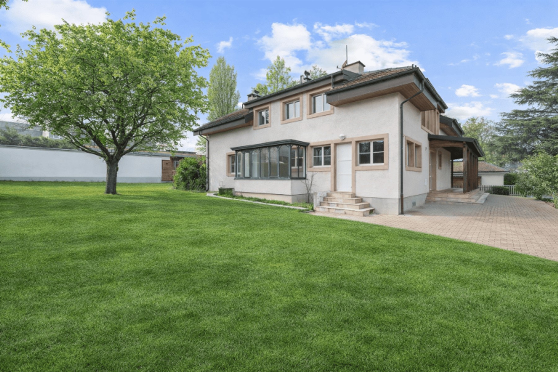  VAST FAMILY PROPERTY IN GREEN SURROUNDINGS - 物件實景