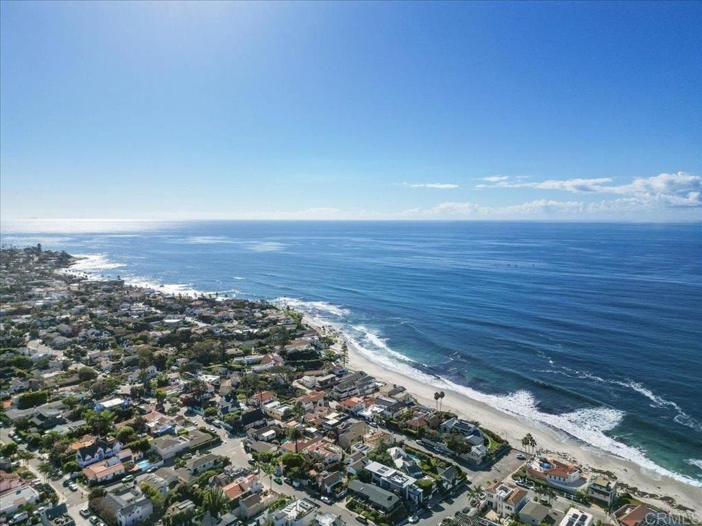 La Jolla, California, 92037, United States, 3 Bedrooms Bedrooms, ,3 BathroomsBathrooms,Residential,For Sale,1997509