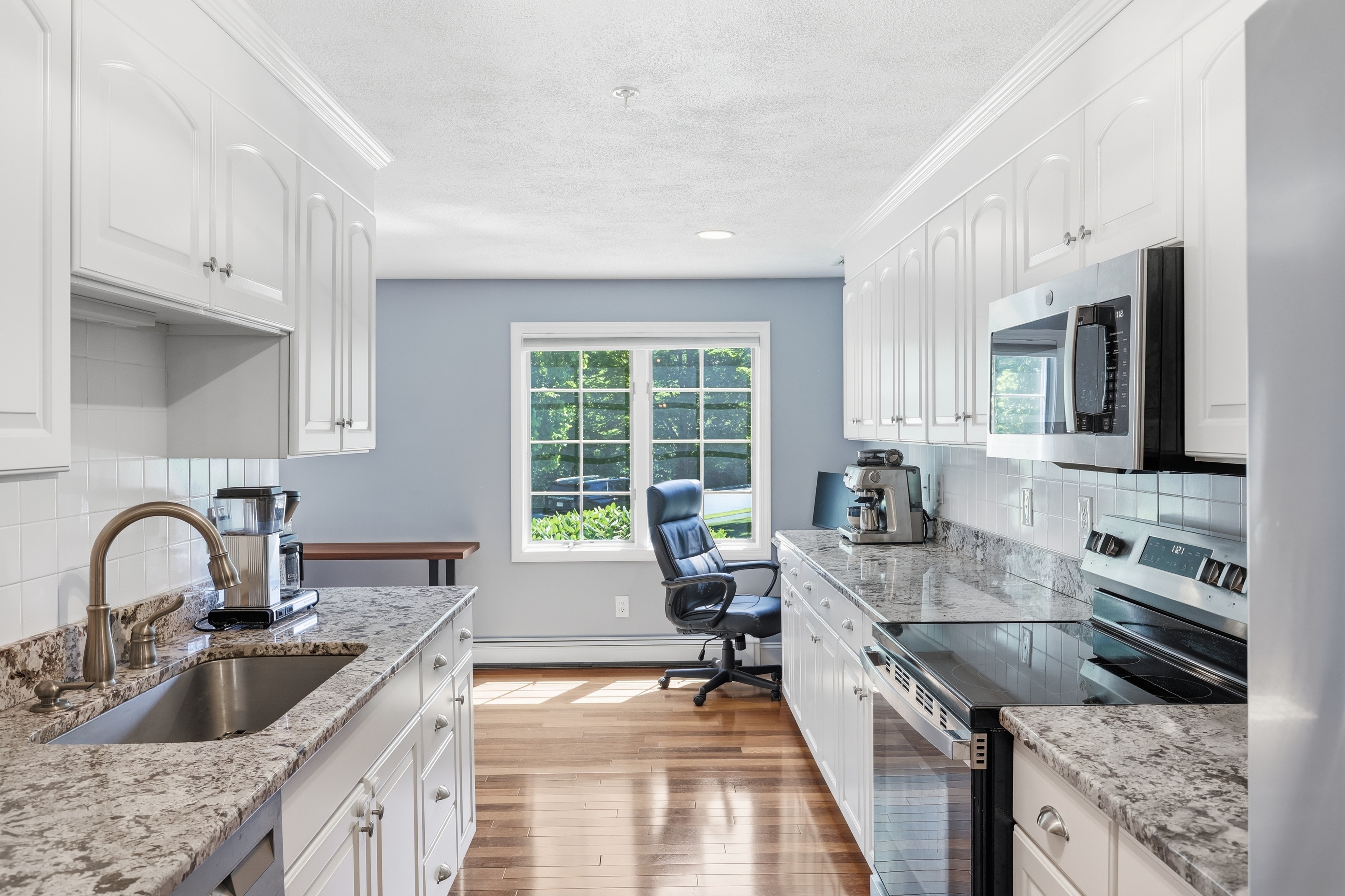 4 Partridge Ln, Lynnfield, MA, 01940 - 物件實景