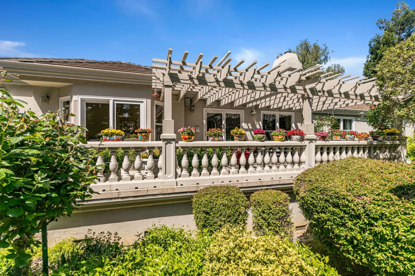 Saratoga, California, 95070, United States, 5 Bedrooms Bedrooms, ,6 BathroomsBathrooms,Residential,For Sale,1891032