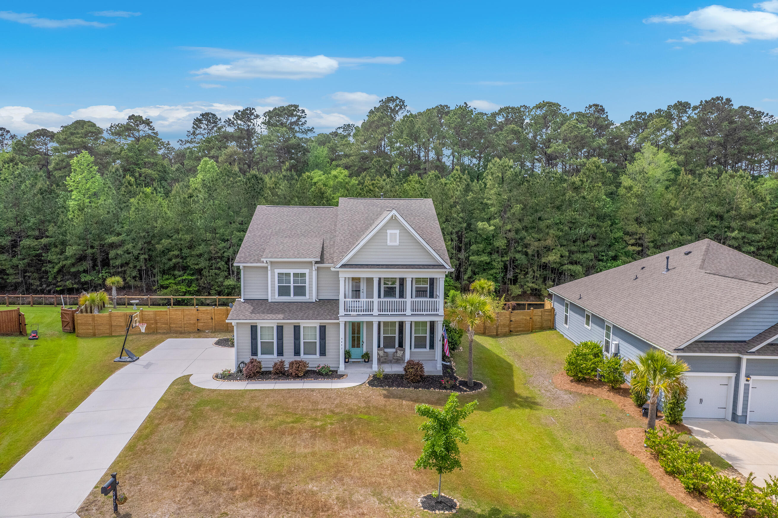 Summerville, South Carolina, 29483, United States, 4 Bedrooms Bedrooms, ,3 BathroomsBathrooms,Residential,For Sale,1928541