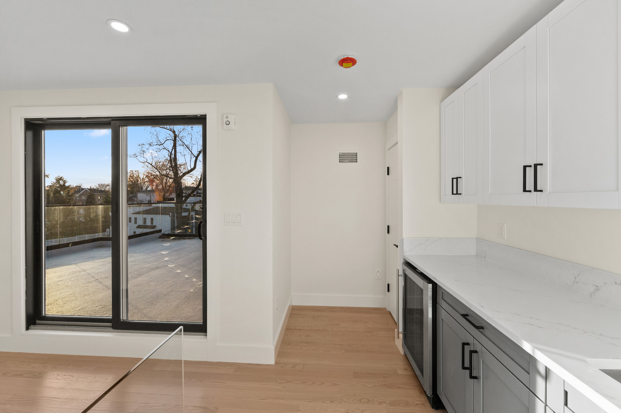  61 Edgewater Road, Cliffside Park, NJ, 07010 - 物件實景