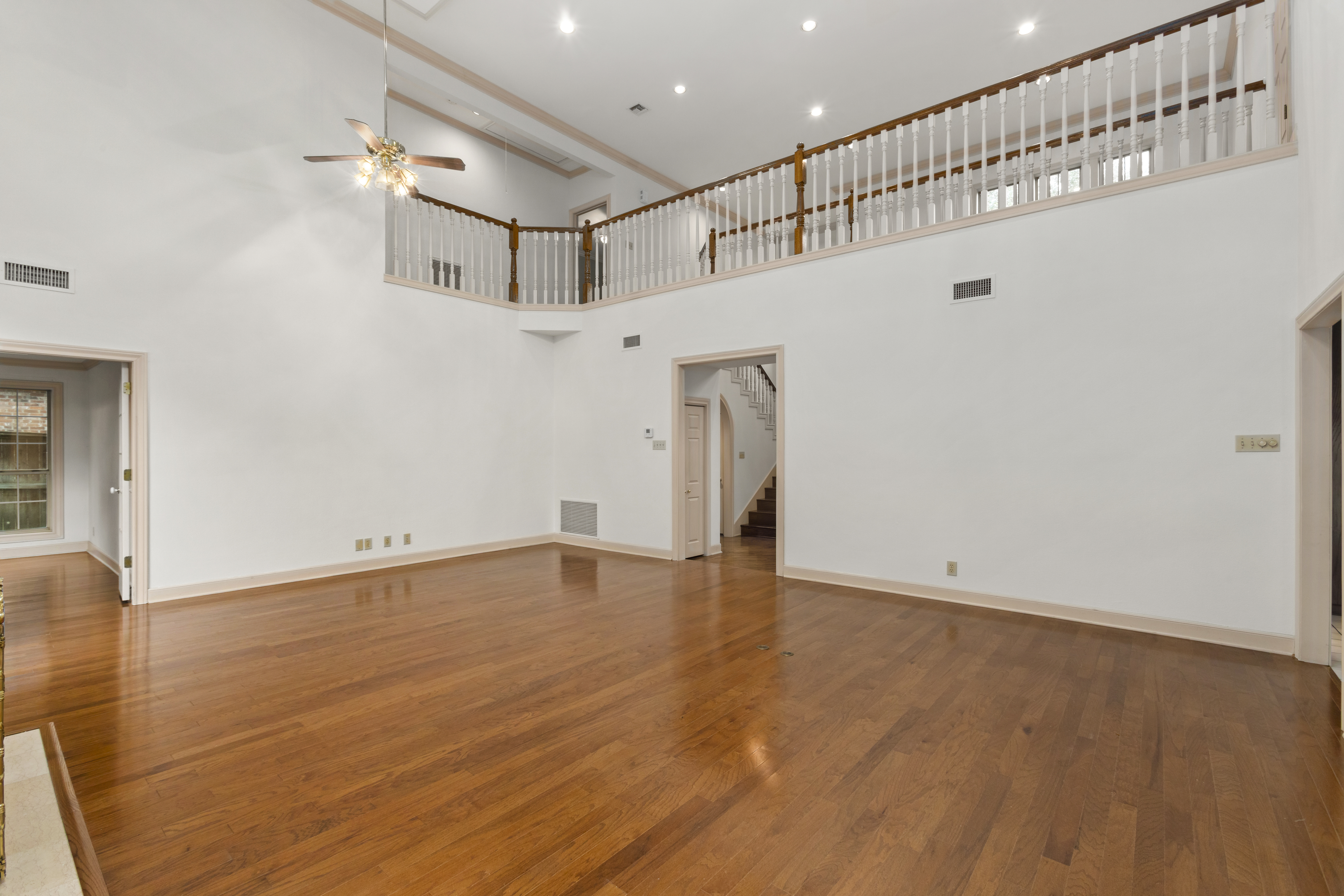  Elegant Inwood Estate Home - 物件實景