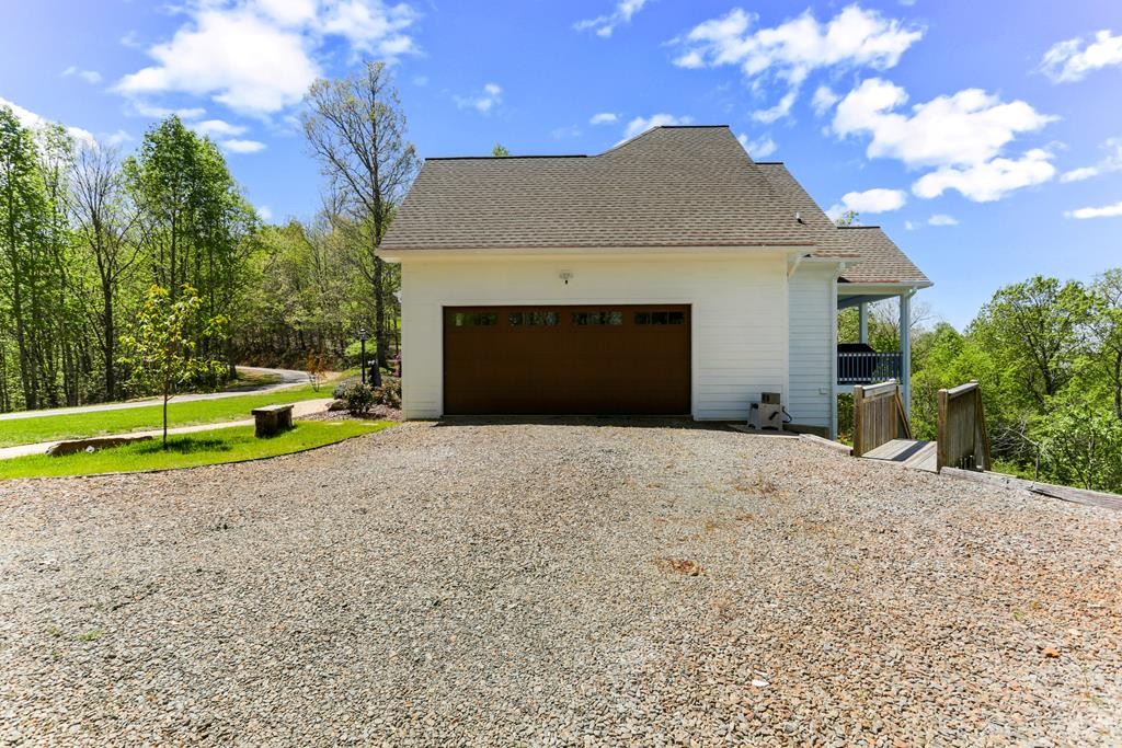 Warne, North Carolina, 28909, United States, 3 Bedrooms Bedrooms, ,3 BathroomsBathrooms,Residential,For Sale,1878165