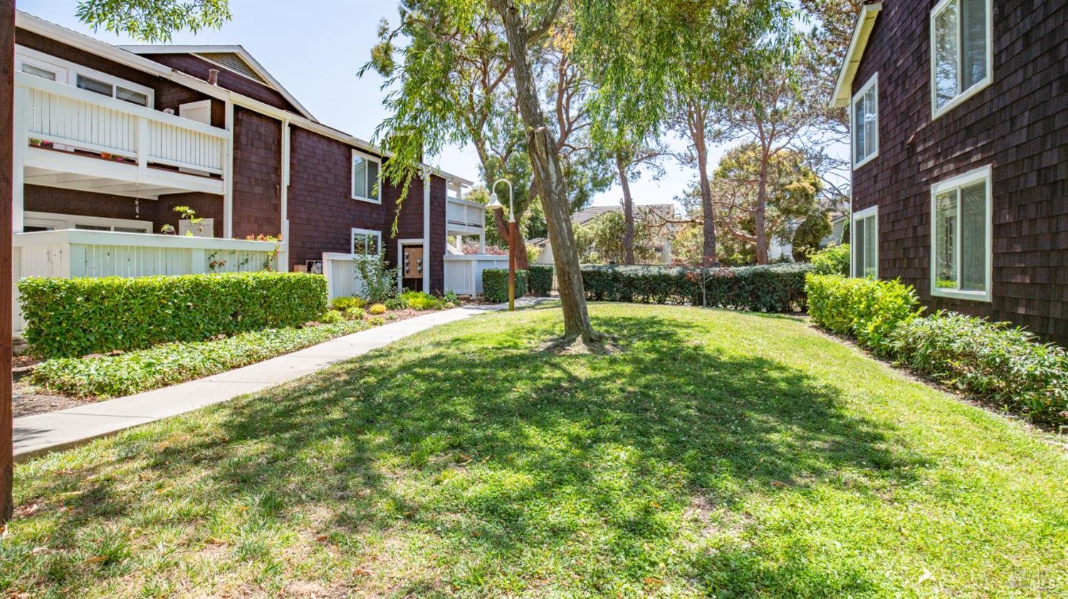 Richmond, California, 94804, United States, 2 Bedrooms Bedrooms, ,2 BathroomsBathrooms,Residential,For Sale,1919880