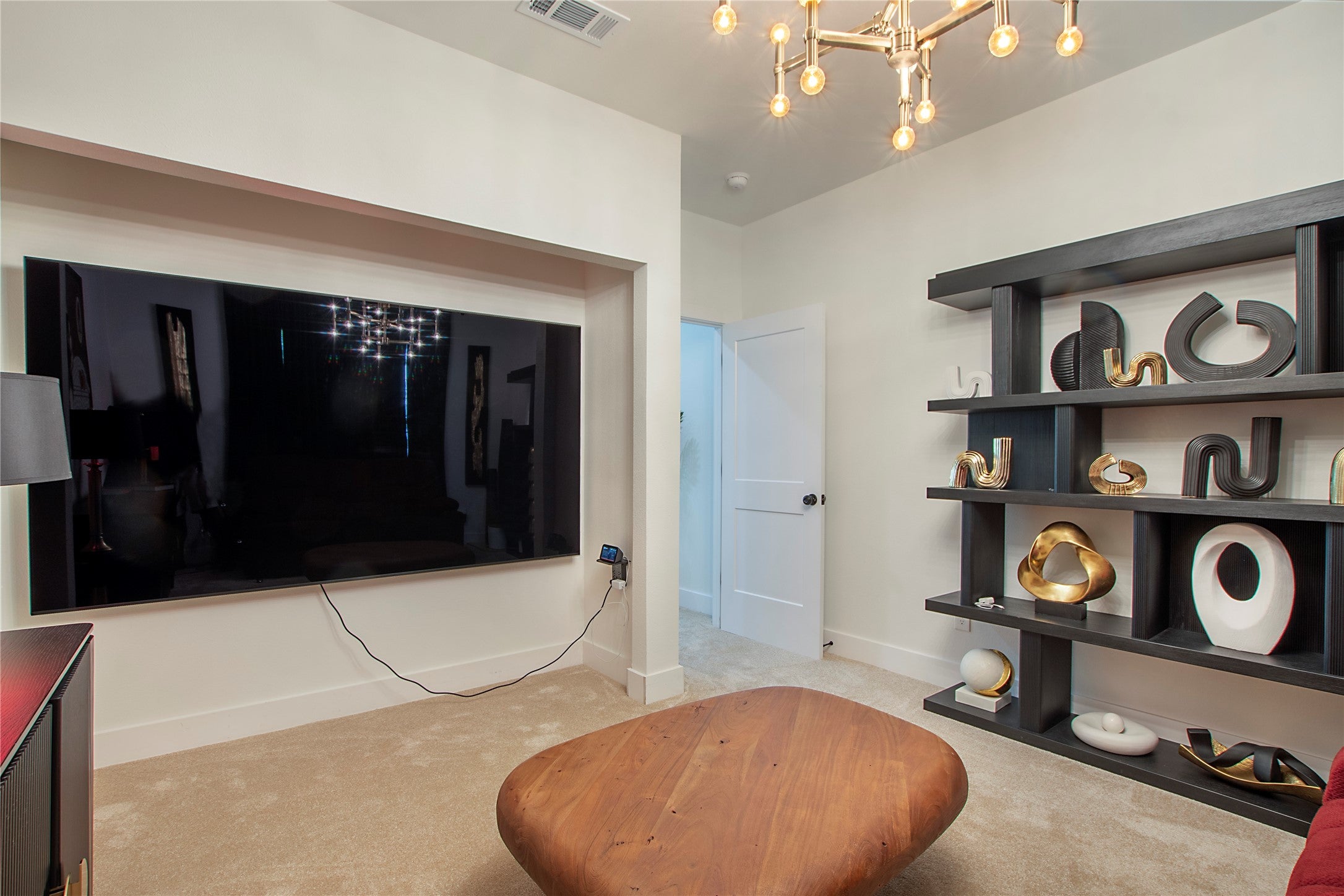 Fort Worth, Texas, 76108, United States, 4 Bedrooms Bedrooms, ,3 BathroomsBathrooms,Residential,For Sale,1992422