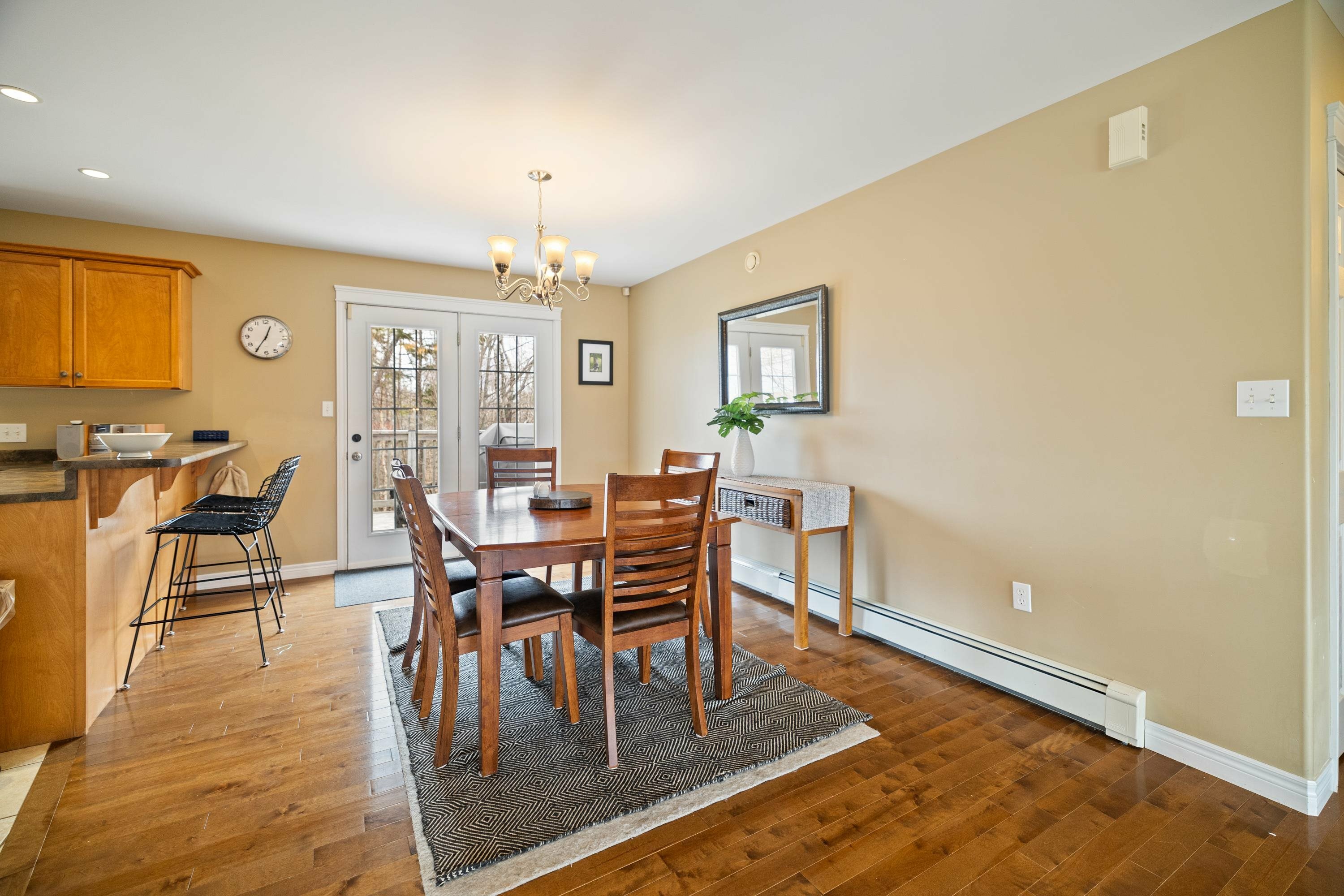 WEST ROYALTY, Prince Edward Island, C1E 2M3, CA, 4 Bedrooms Bedrooms, ,3 BathroomsBathrooms,Residential,For Sale,1875595