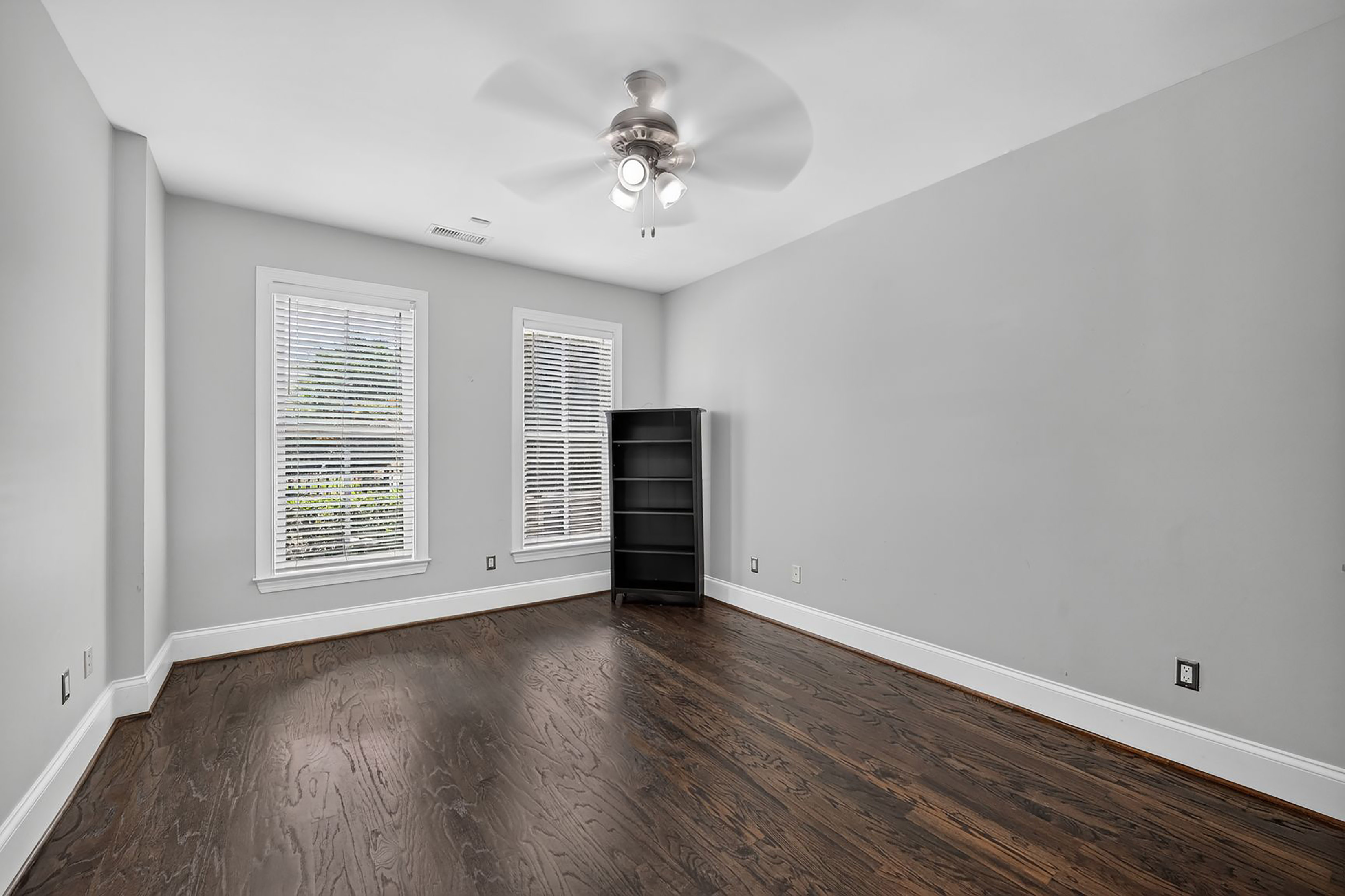  Exquisite Townhome in the Coveted Brownstones at Habersham - 物件實景