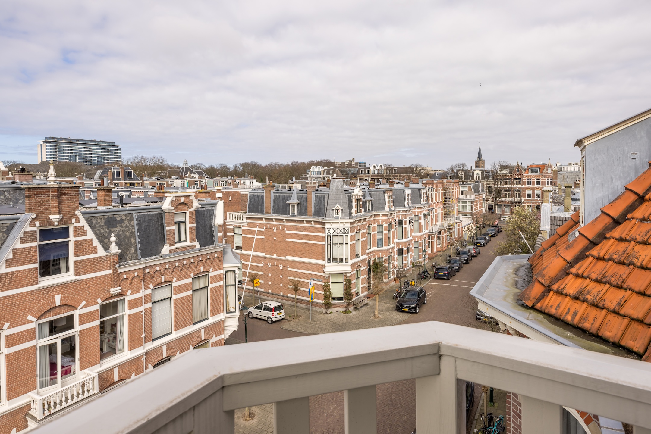  Charming and Spacious Townhouse in the Desirable Benoordenhout District Located - 物件實景