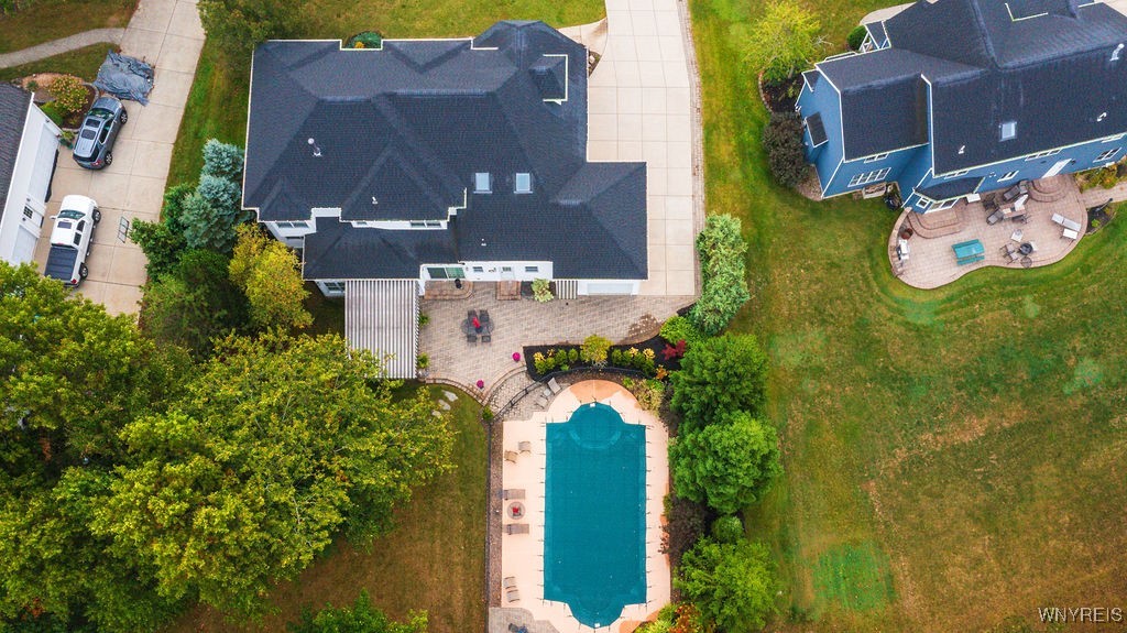 Grand Island, New York, 14072, United States, 4 Bedrooms Bedrooms, ,5 BathroomsBathrooms,Residential,For Sale,1975944