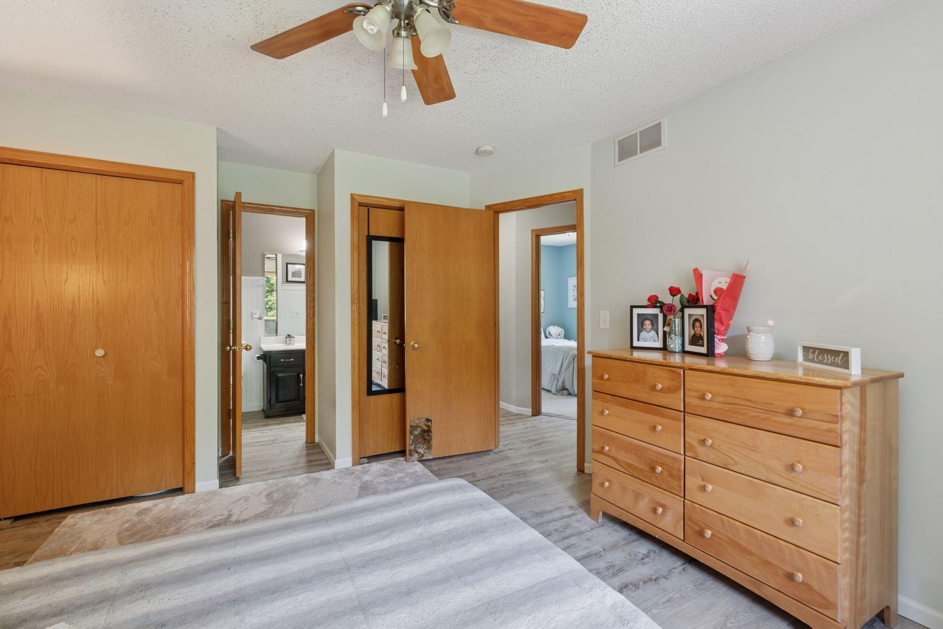 Chisago Lake Twp, Minnesota, 55073, United States, 4 Bedrooms Bedrooms, ,2 BathroomsBathrooms,Residential,For Sale,1912277