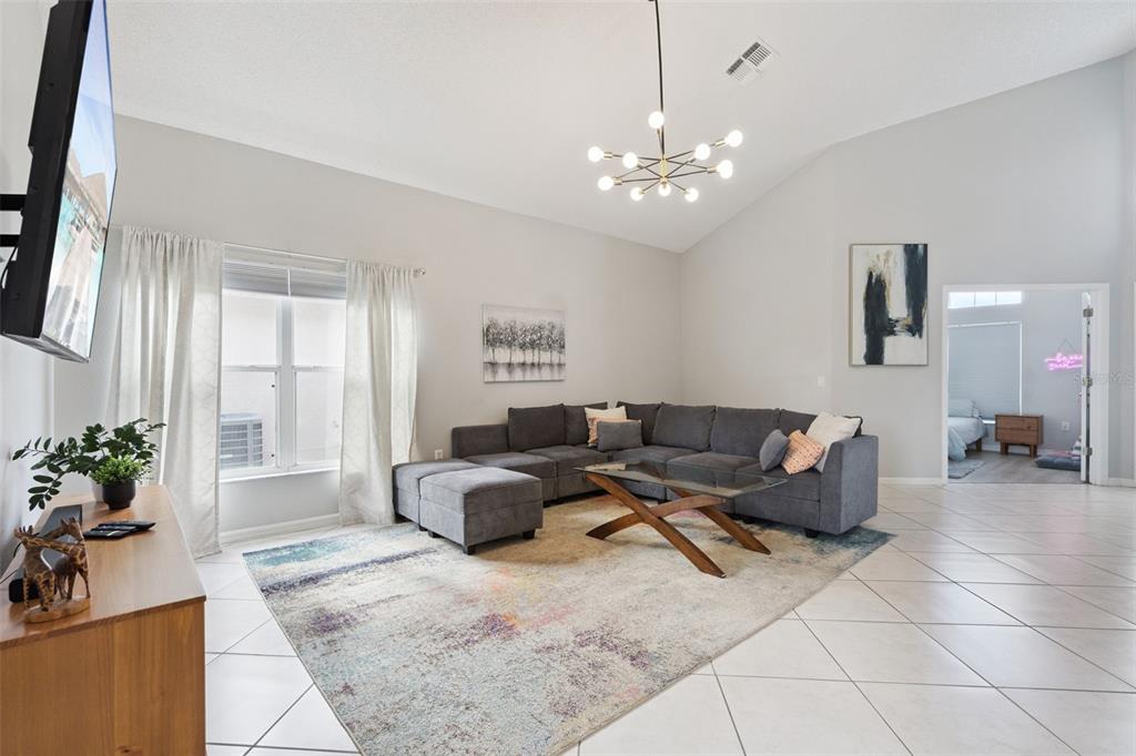 Kissimmee, Florida, 34747, United States, 6 Bedrooms Bedrooms, ,4 BathroomsBathrooms,Residential,For Sale,1992818