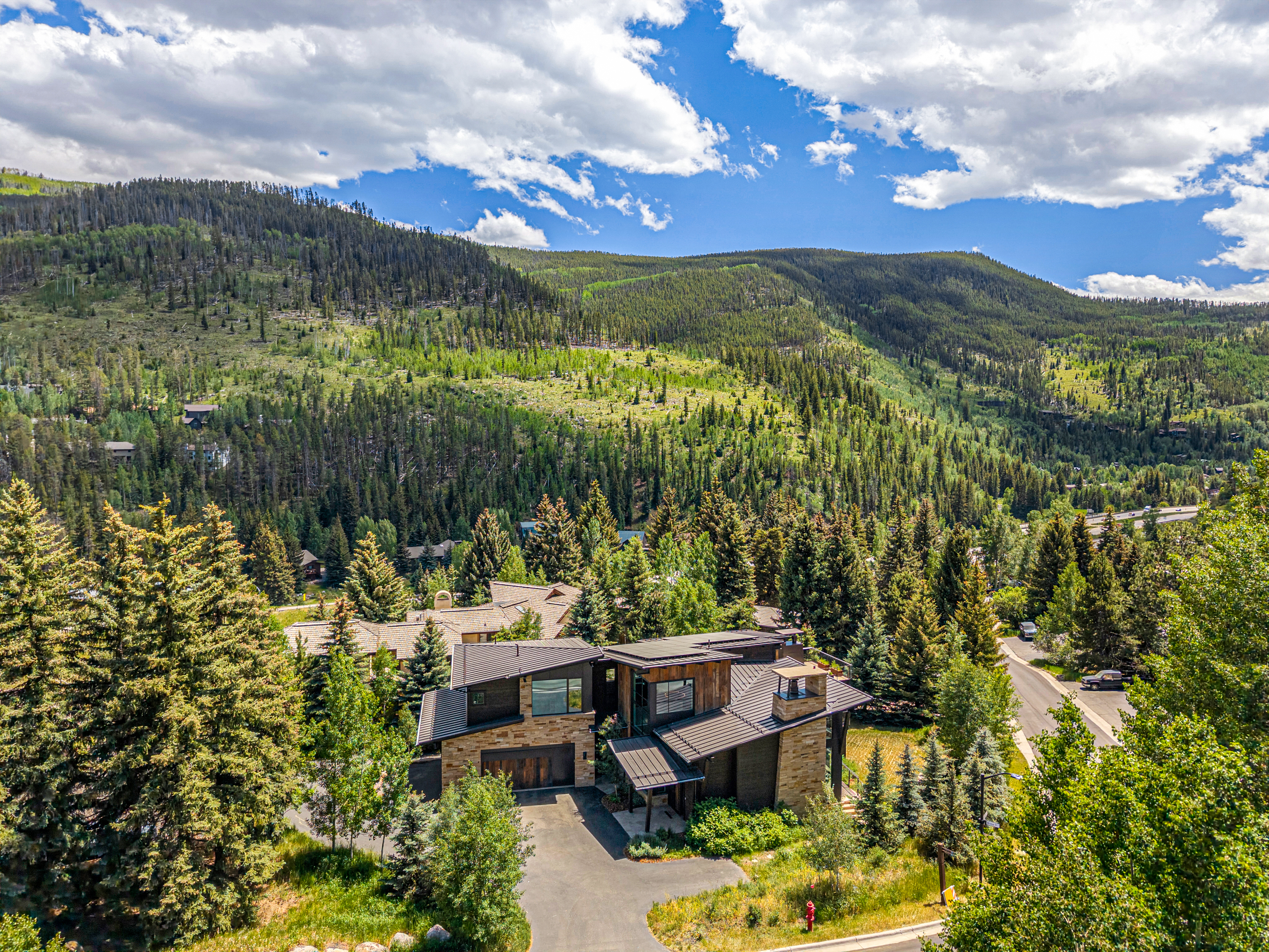  Spectacular Single-Family Home in West Vail - 物件實景