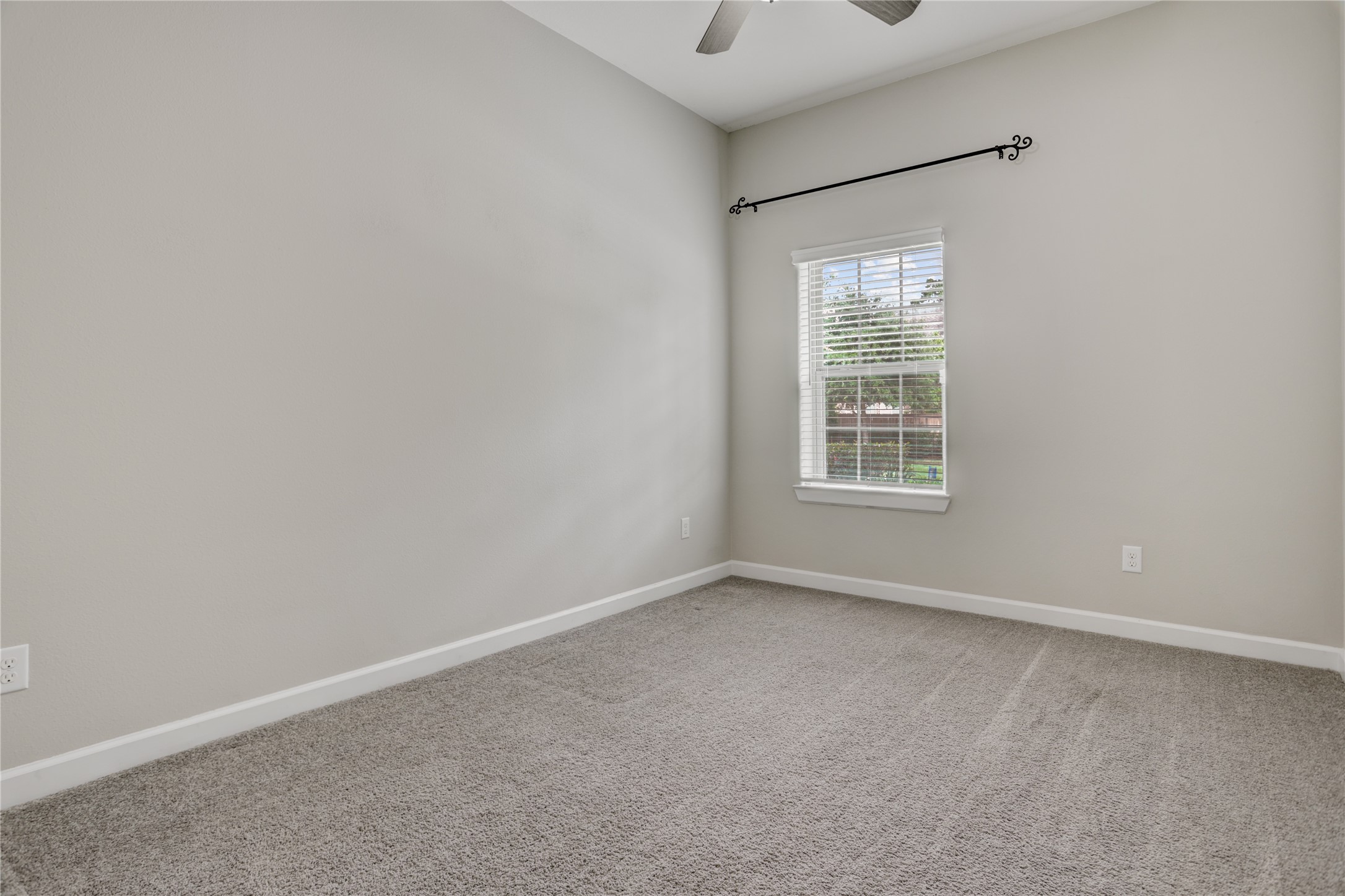  17319 Blanton Forest Drive - 物件實景