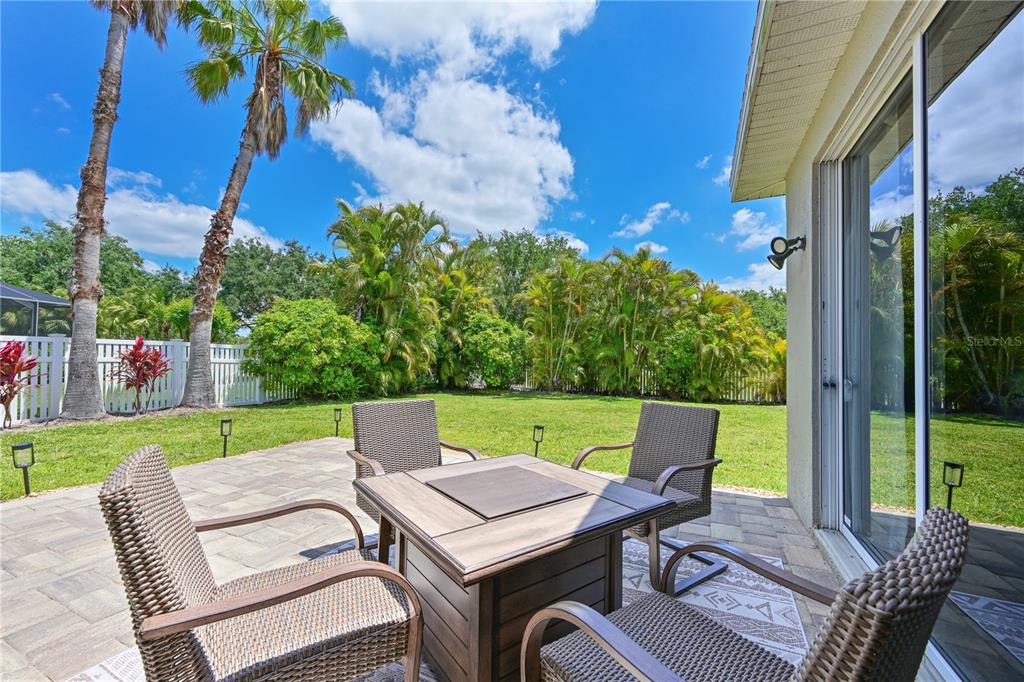 Bradenton, Florida, 34212, United States, 5 Bedrooms Bedrooms, ,3 BathroomsBathrooms,Residential,For Sale,1897819