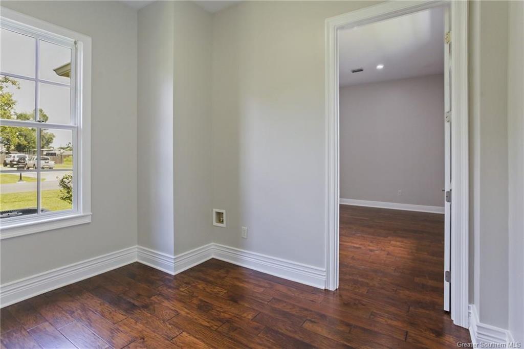 Lake Charles, Louisiana, 70611, United States, 4 Bedrooms Bedrooms, ,4 BathroomsBathrooms,Residential,For Sale,1921126