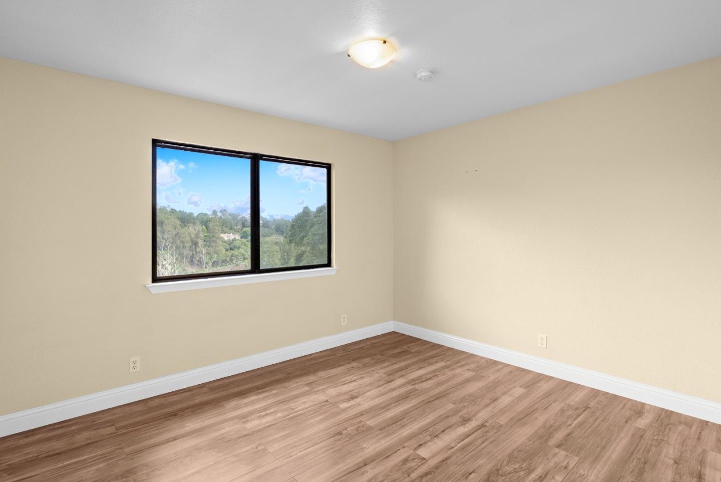 Aptos, California, 95003, United States, 3 Bedrooms Bedrooms, ,2 BathroomsBathrooms,Residential,For Sale,1997523