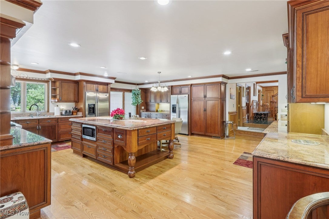 Orwell, Ohio, 44076, United States, 4 Bedrooms Bedrooms, ,6 BathroomsBathrooms,Residential,For Sale,1975661