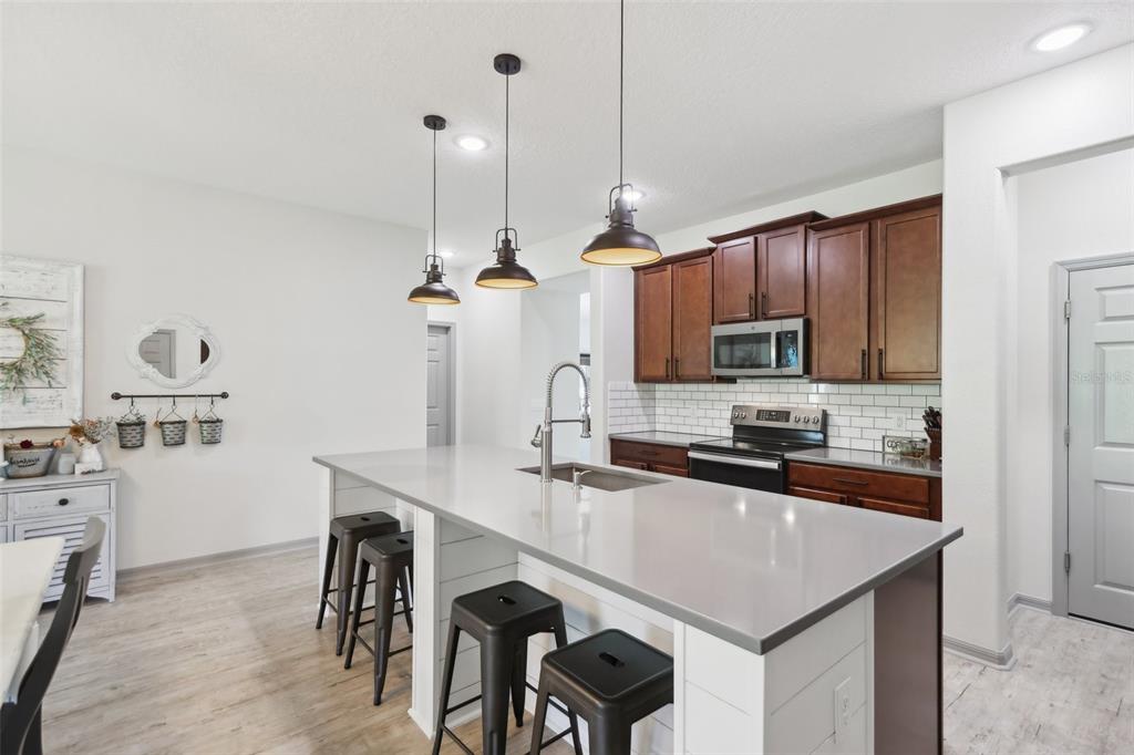 Clermont, Florida, 34711, United States, 5 Bedrooms Bedrooms, ,3 BathroomsBathrooms,Residential,For Sale,1840376