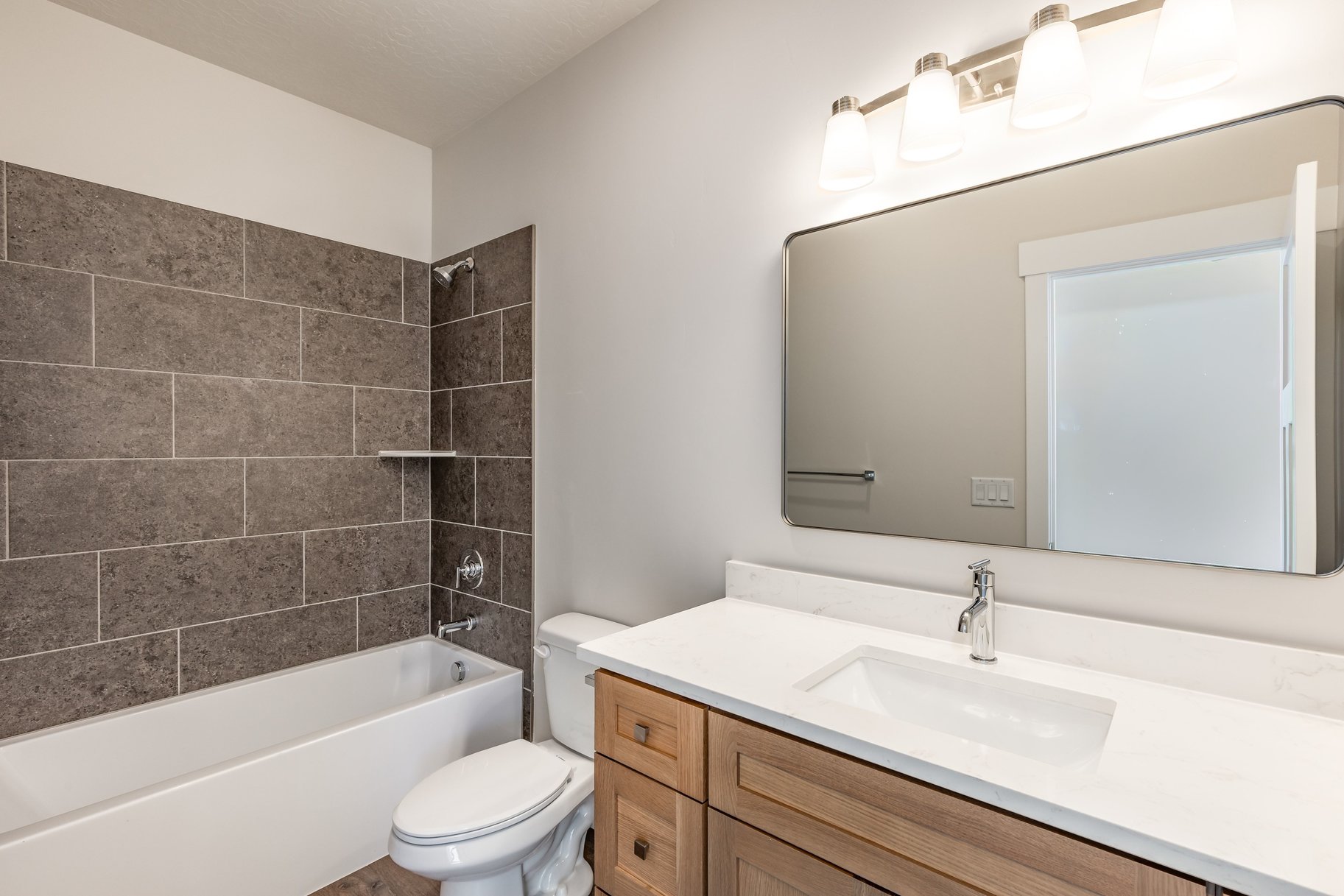  Beautiful Three-Bedroom Townhome at The Ridge at Spanish Fork - 物件實景
