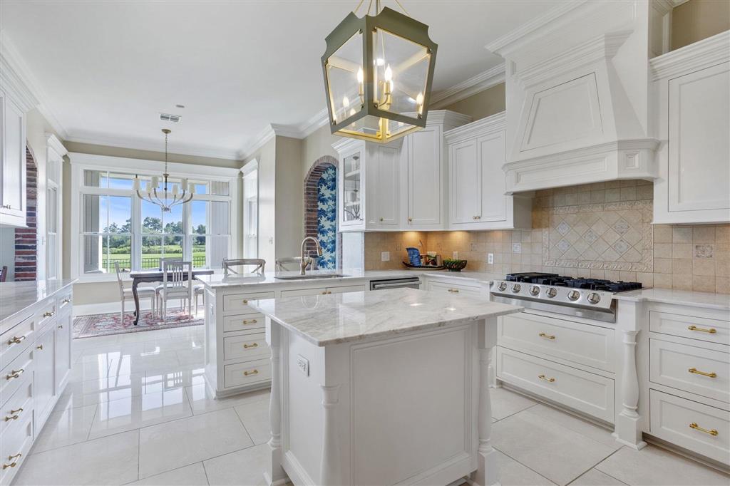 Lake Charles, Louisiana, 70605, United States, 4 Bedrooms Bedrooms, ,4 BathroomsBathrooms,Residential,For Sale,2026946