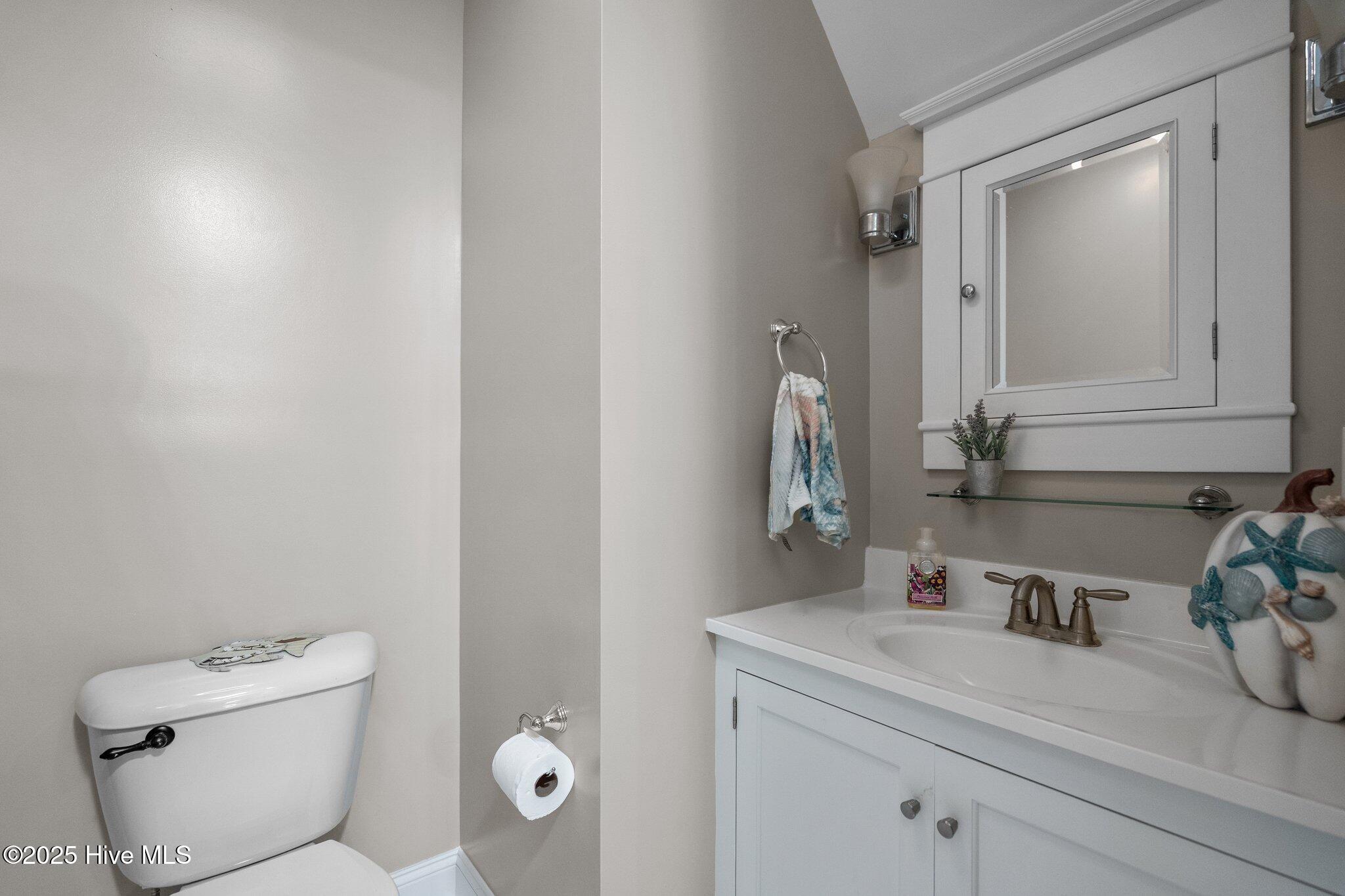 Wallace, North Carolina, 28466, United States, 4 Bedrooms Bedrooms, ,4 BathroomsBathrooms,Residential,For Sale,1982430