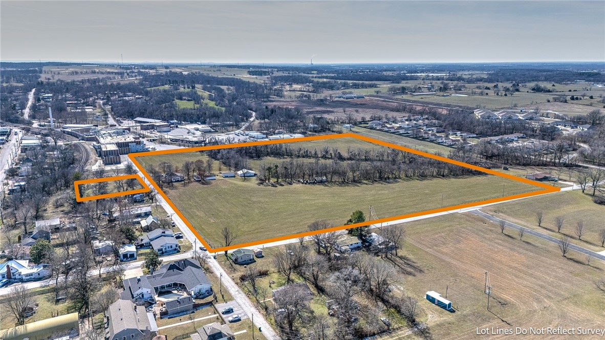 Decatur, Arkansas, 72722, United States, 3 Bedrooms Bedrooms, ,1 BathroomBathrooms,Residential,For Sale,1918783