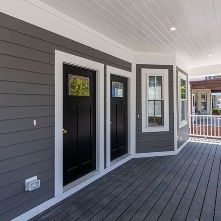 Somerville, Massachusetts, 02144, United States, 4 Bedrooms Bedrooms, ,4 BathroomsBathrooms,Residential,For Sale,1976862