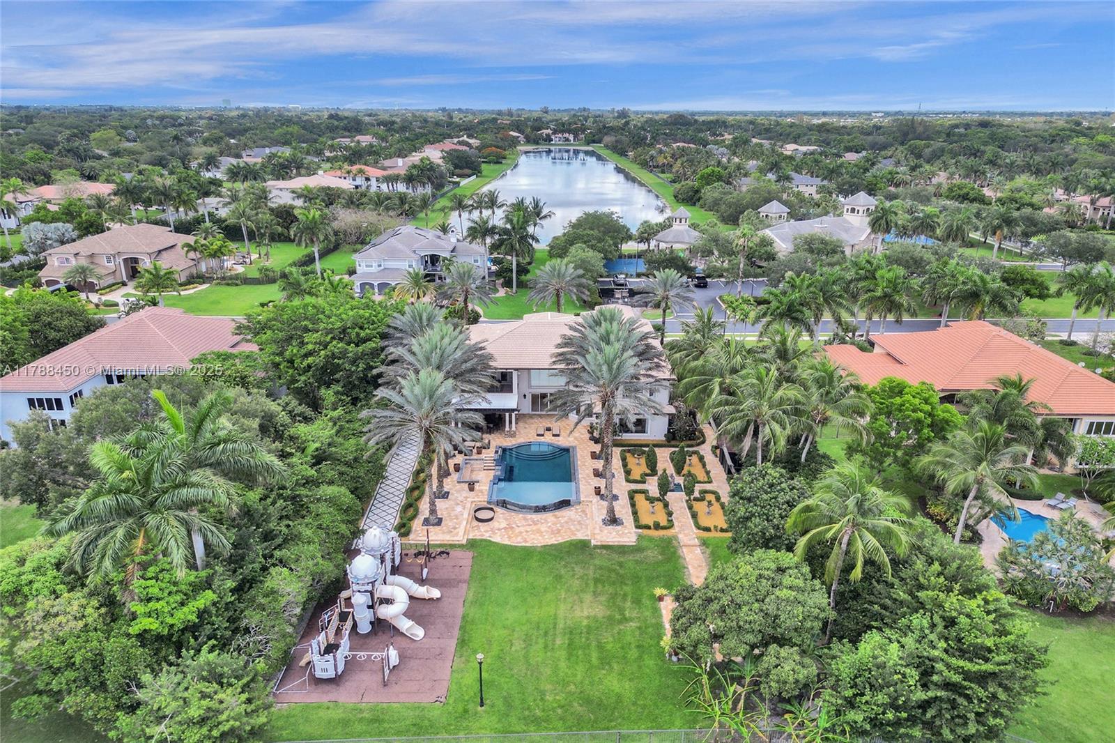 Davie, Florida, 33330, United States, 6 Bedrooms Bedrooms, ,6 BathroomsBathrooms,Residential,For Sale,1908596