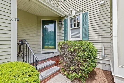 Duxbury, Massachusetts, 02232, United States, 2 Bedrooms Bedrooms, ,3 BathroomsBathrooms,Residential,For Sale,1839812