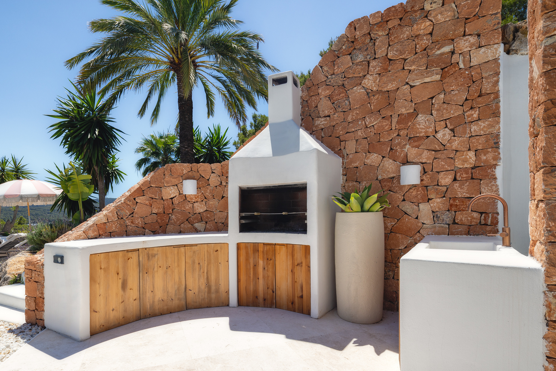  A landmark statement estate on Ibiza’s west coast - 物件實景