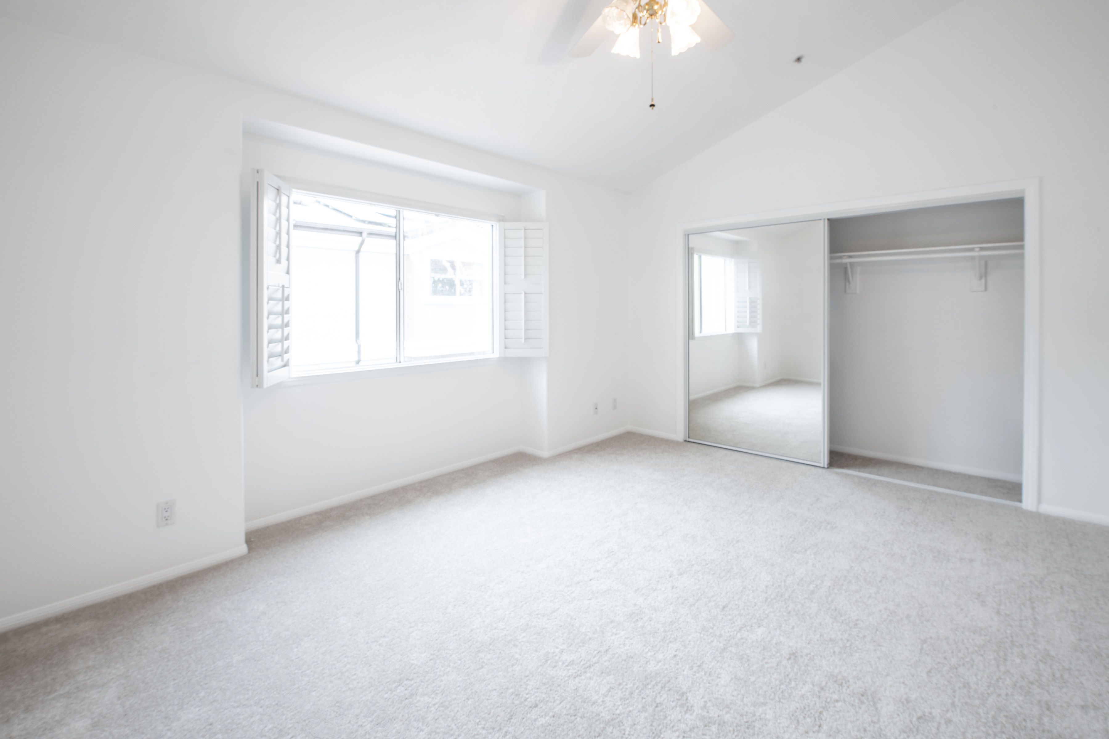  2209 Robinson Street #A, Redondo Beach, CA 90278 - 物件實景