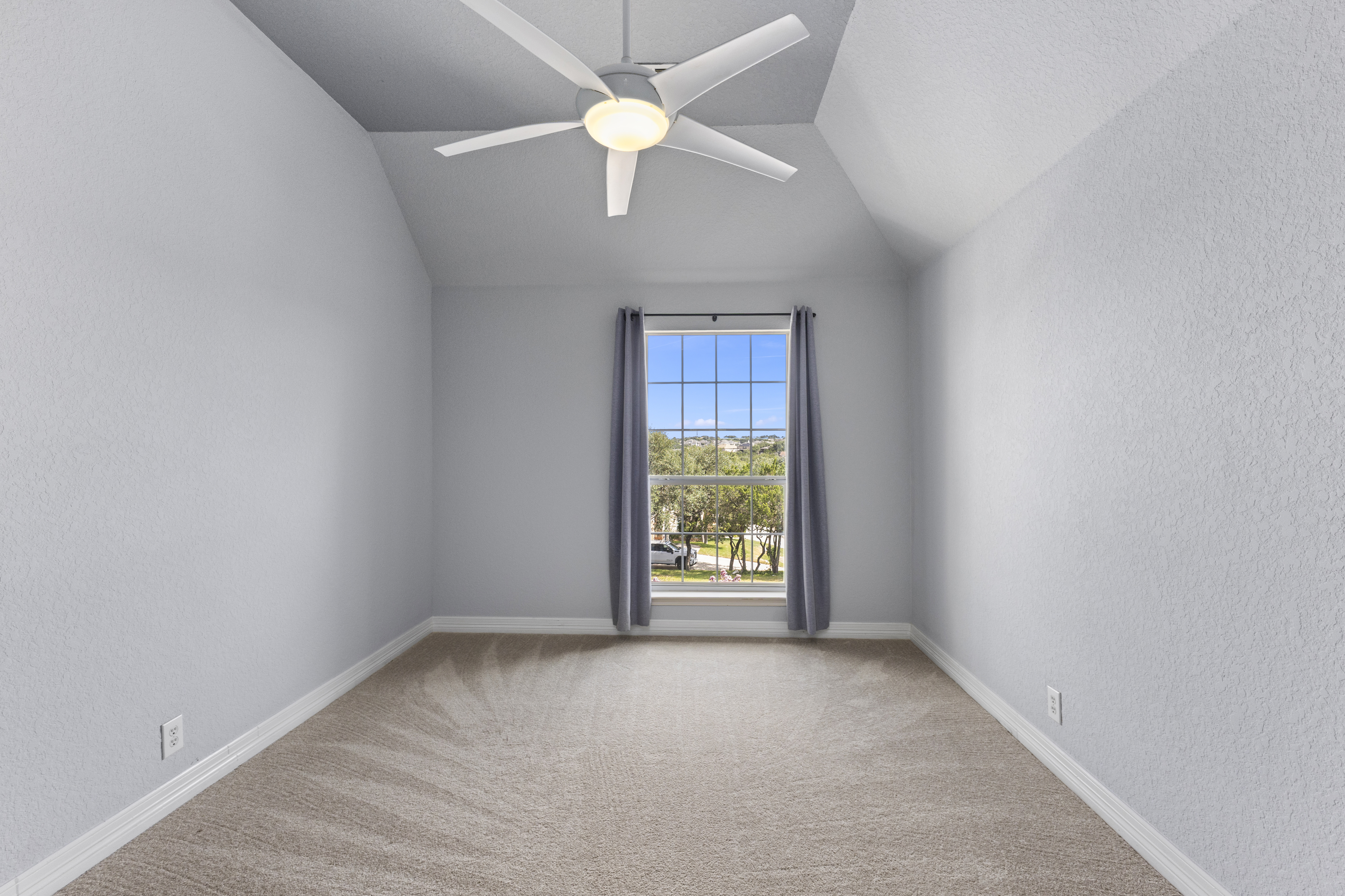  Energy Efficient Stone Oak Living in Gated Mesa Grande - 物件實景