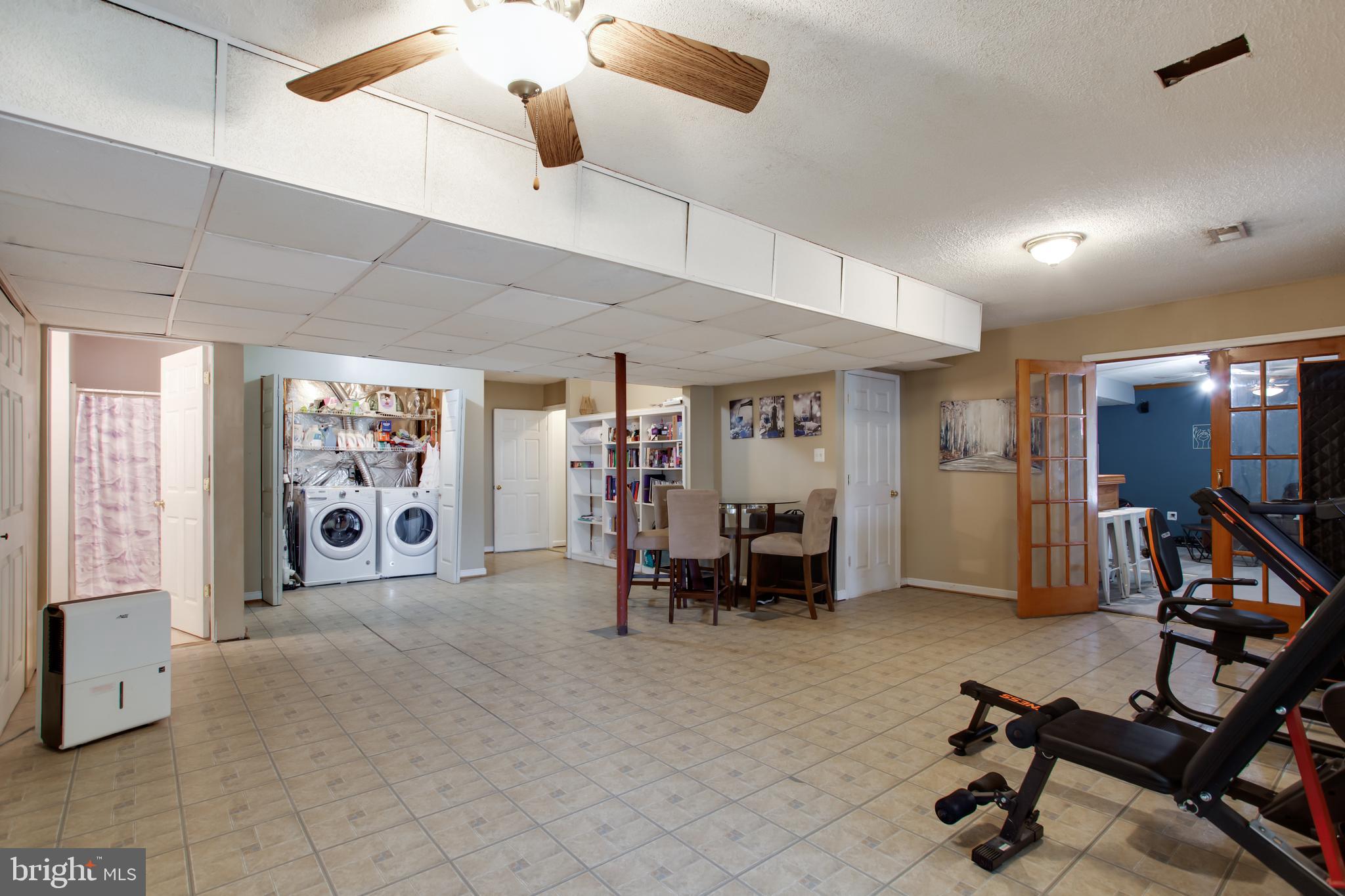 Waldorf, Maryland, 20601, United States, 5 Bedrooms Bedrooms, ,5 BathroomsBathrooms,Residential,For Sale,1977344