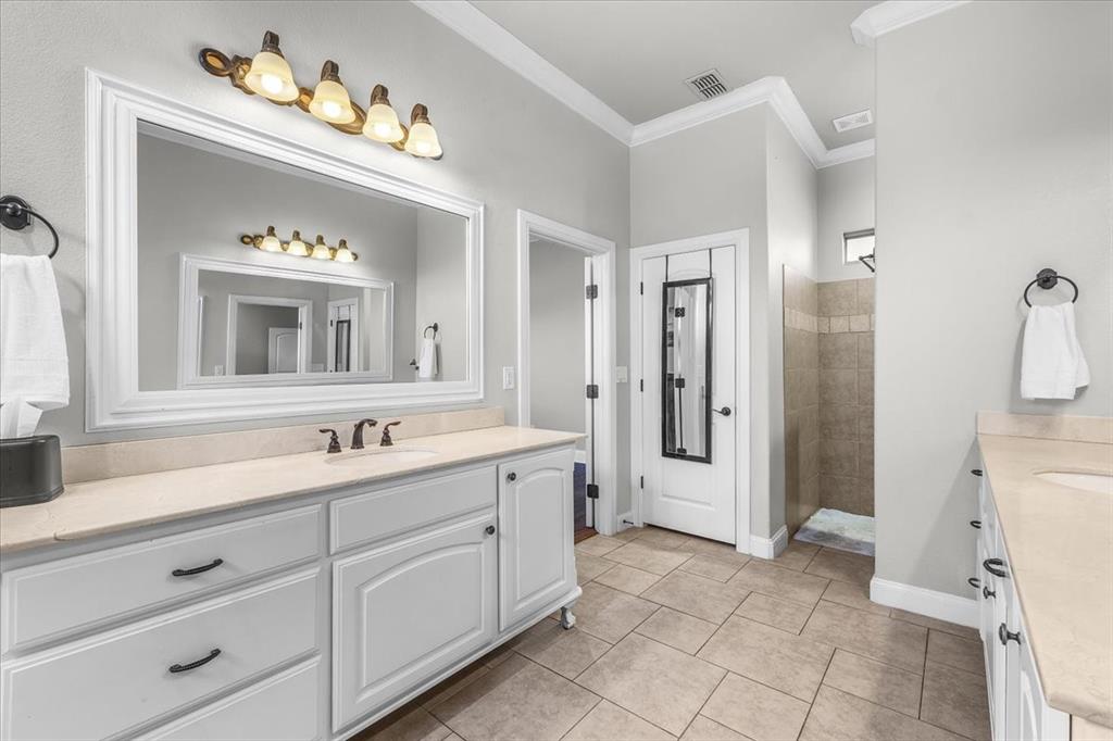 North Richland Hills, Texas, 76182, United States, 4 Bedrooms Bedrooms, ,4 BathroomsBathrooms,Residential,For Sale,2014039