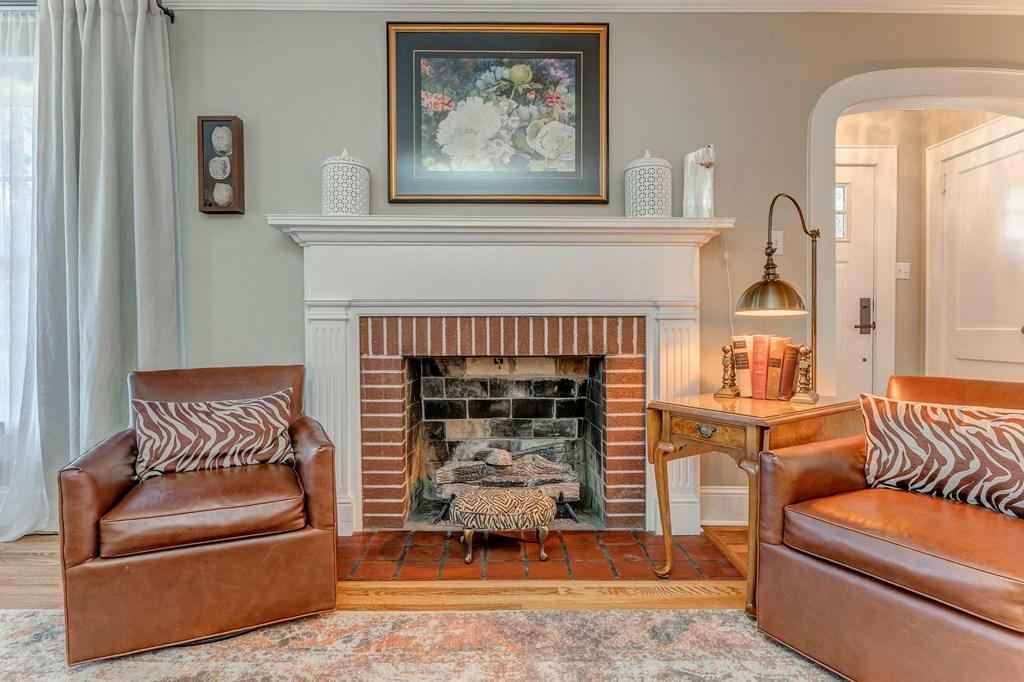 DALTON, Georgia, 30720, United States, 3 Bedrooms Bedrooms, ,4 BathroomsBathrooms,Residential,For Sale,1966909