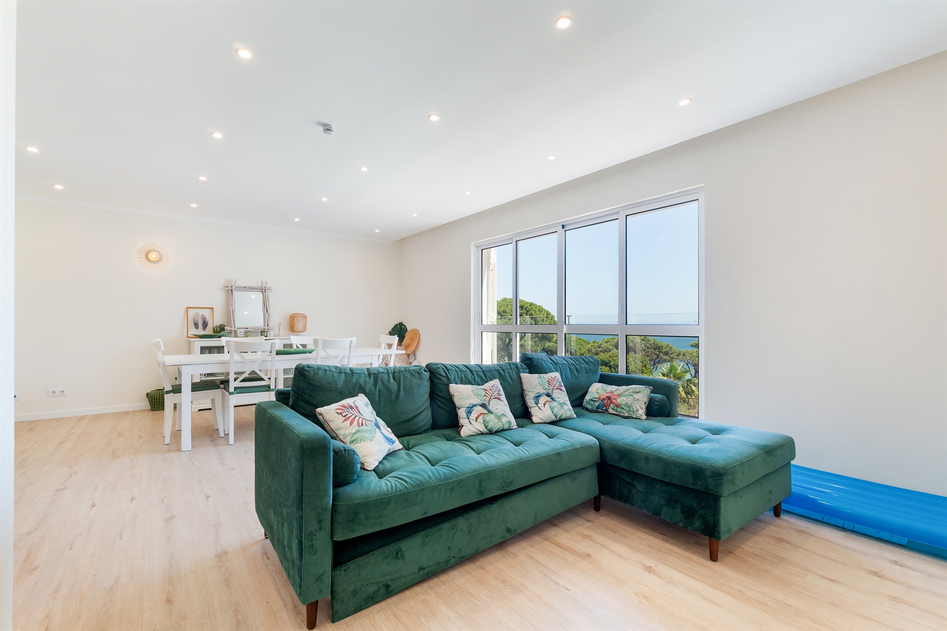  Semi-detached house, 2 bedrooms, for Sale - 物件實景