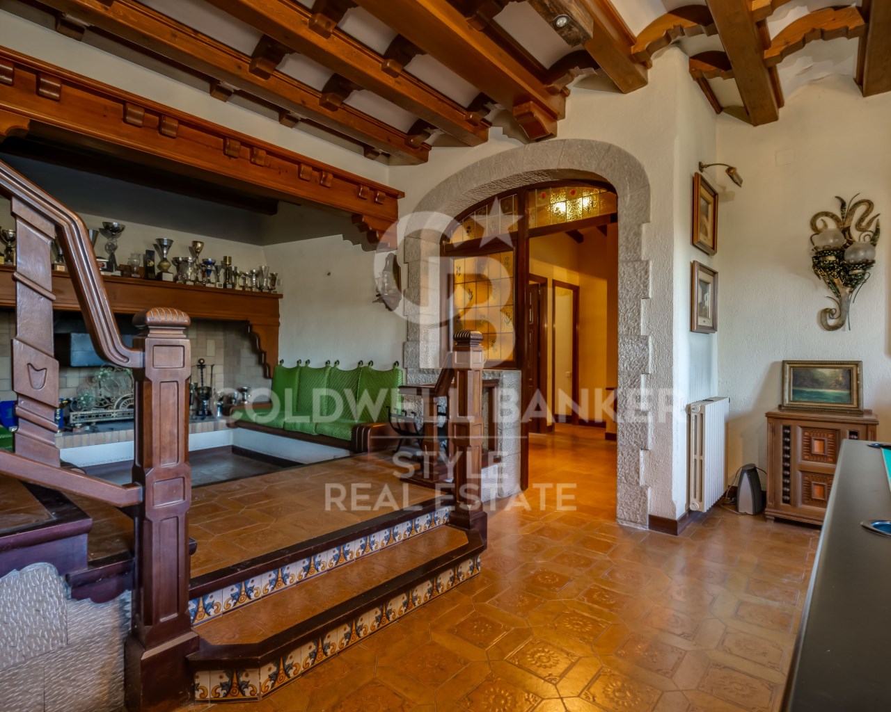 Castellví de Rosanes, Catalonia, ES, 5 Bedrooms Bedrooms, ,3 BathroomsBathrooms,Residential,For Sale,1722503