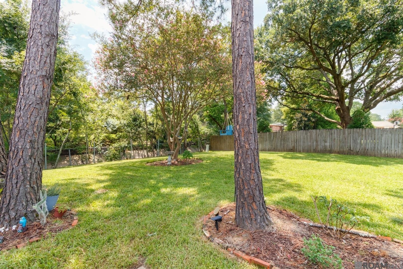 Baton Rouge, Louisiana, 70808, United States, 4 Bedrooms Bedrooms, ,3 BathroomsBathrooms,Residential,For Sale,1935637