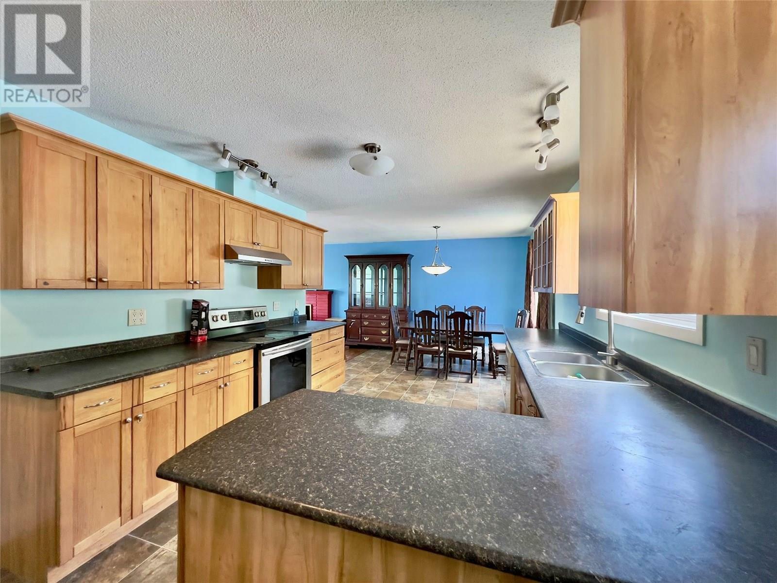 KAMLOOPS, British Columbia, V2C 1T2, CA, 5 Bedrooms Bedrooms, ,2 BathroomsBathrooms,Residential,For Sale,1839266