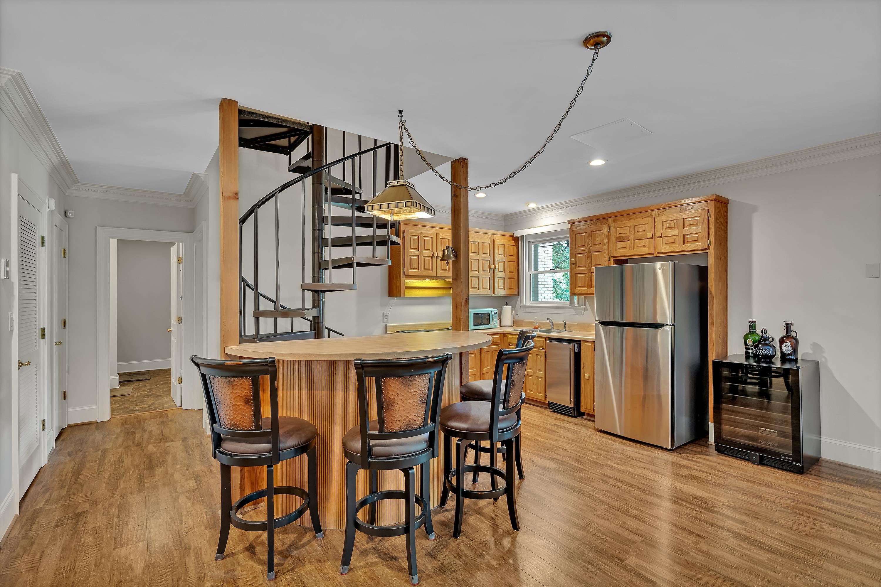 Spartanburg, South Carolina, 29306, United States, 5 Bedrooms Bedrooms, ,7 BathroomsBathrooms,Residential,For Sale,1876229