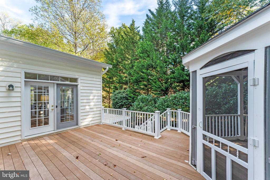 Fairfax, Virginia, 22033, United States, 6 Bedrooms Bedrooms, ,6 BathroomsBathrooms,Residential,For Sale,1973786