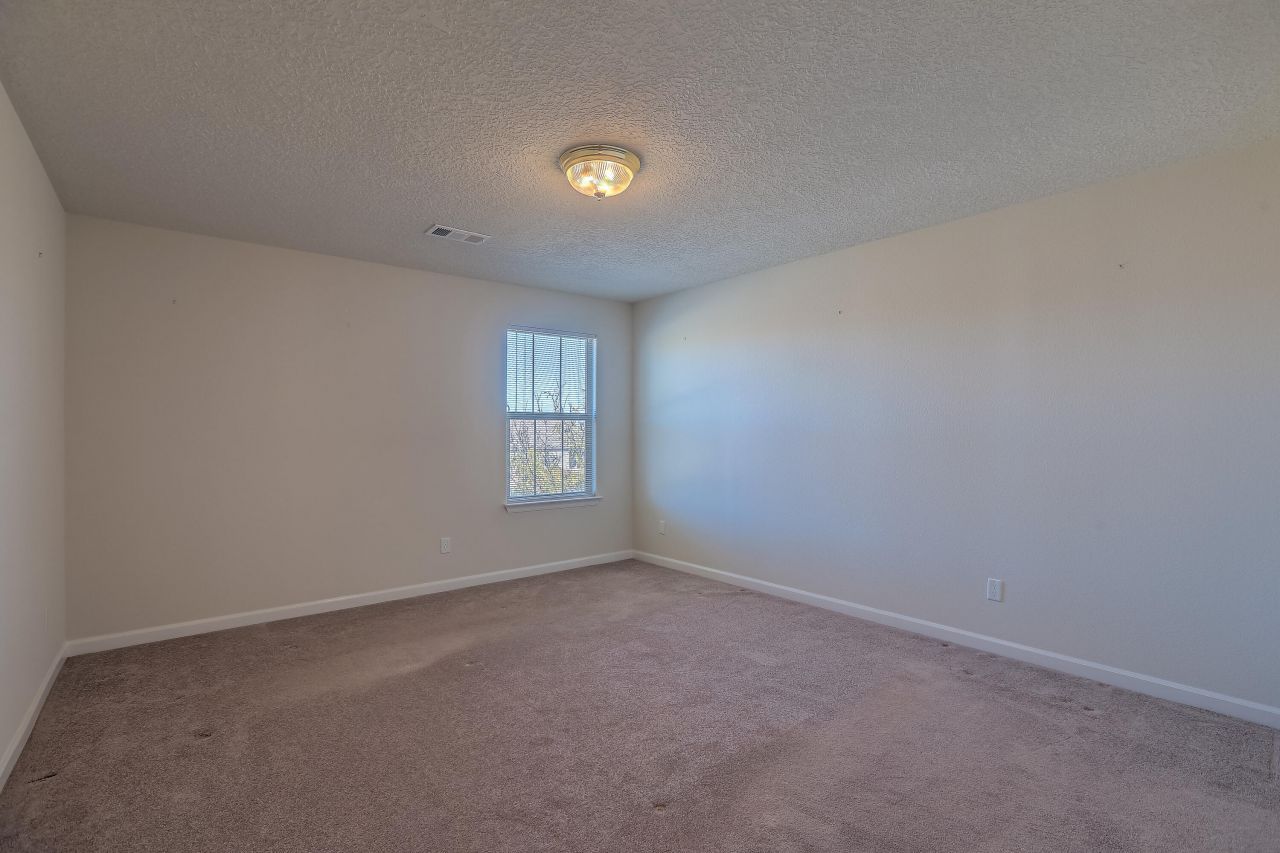 Rio Rancho, New Mexico, 87124, United States, 4 Bedrooms Bedrooms, ,3 BathroomsBathrooms,Residential,For Sale,1987621