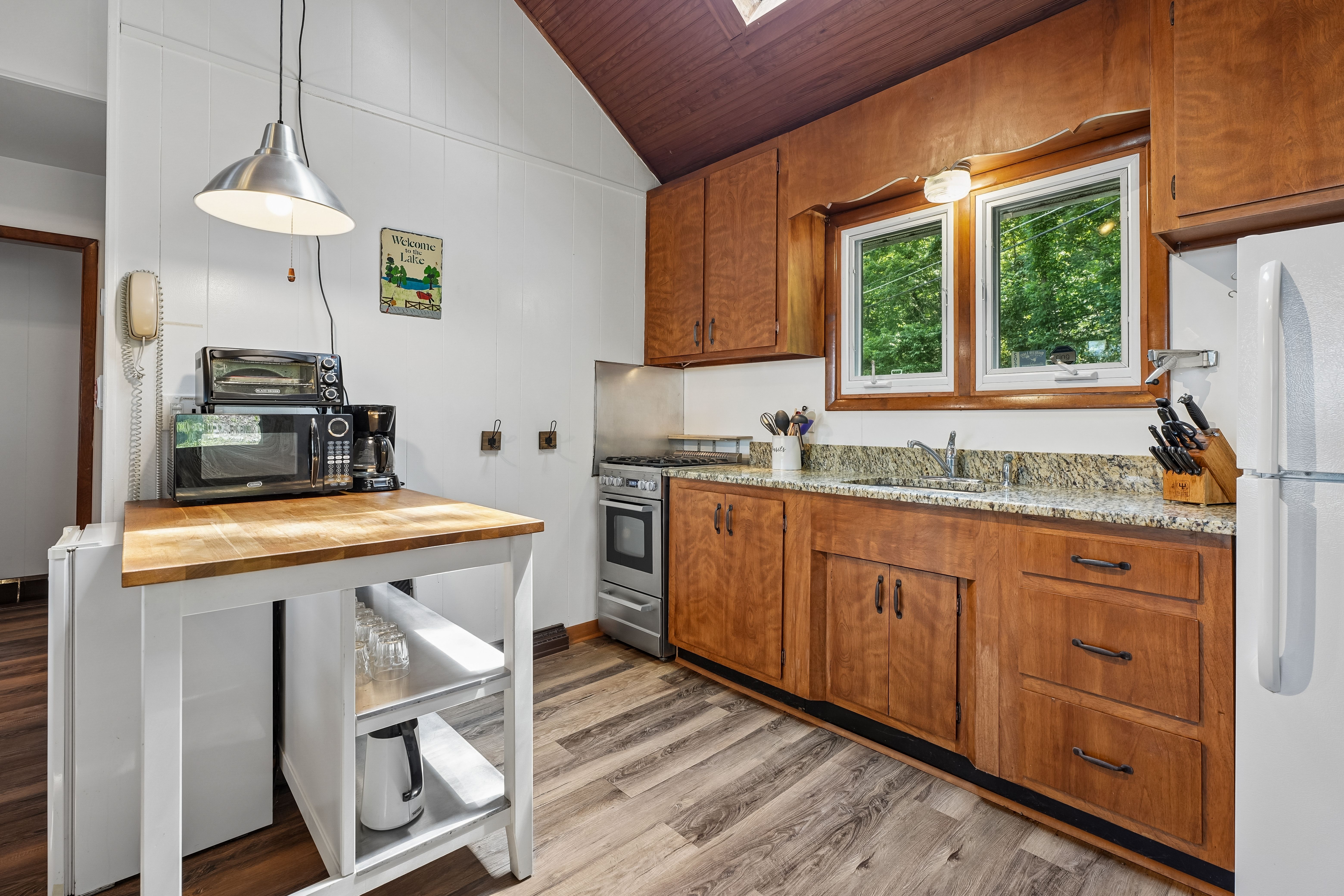  1009 Lakeside Drive East, Vernon Township, NJ 07422 - 物件實景