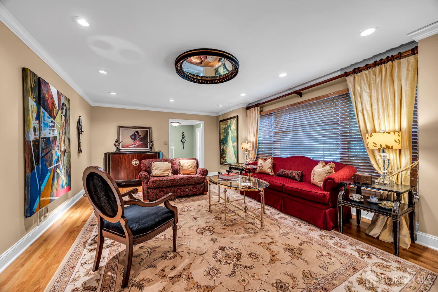 East Brunswick, New Jersey, 08816, United States, 5 Bedrooms Bedrooms, ,5 BathroomsBathrooms,Residential,For Sale,1850220