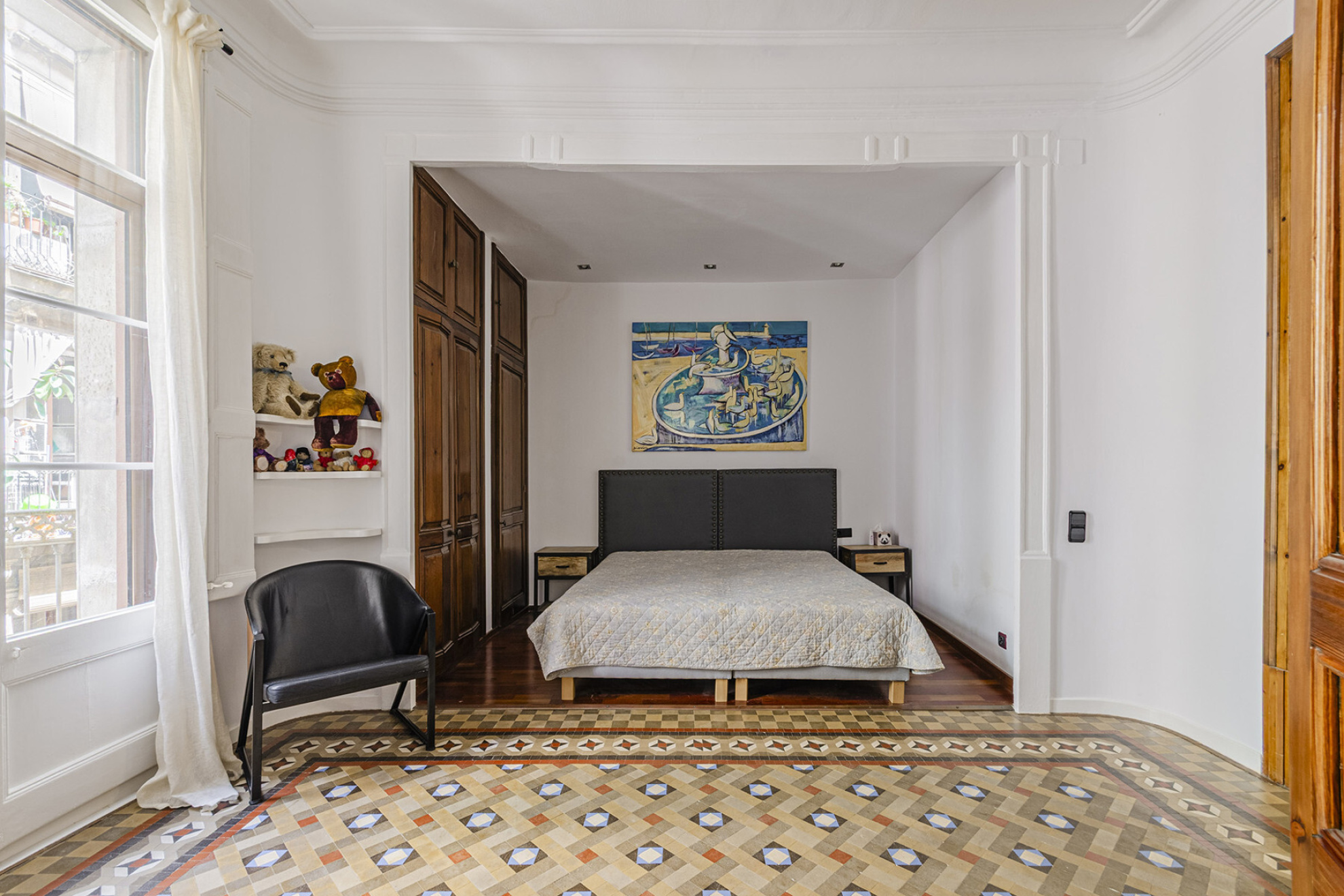 Large apartment with its own style in the oldest part of Barcelona - 物件實景