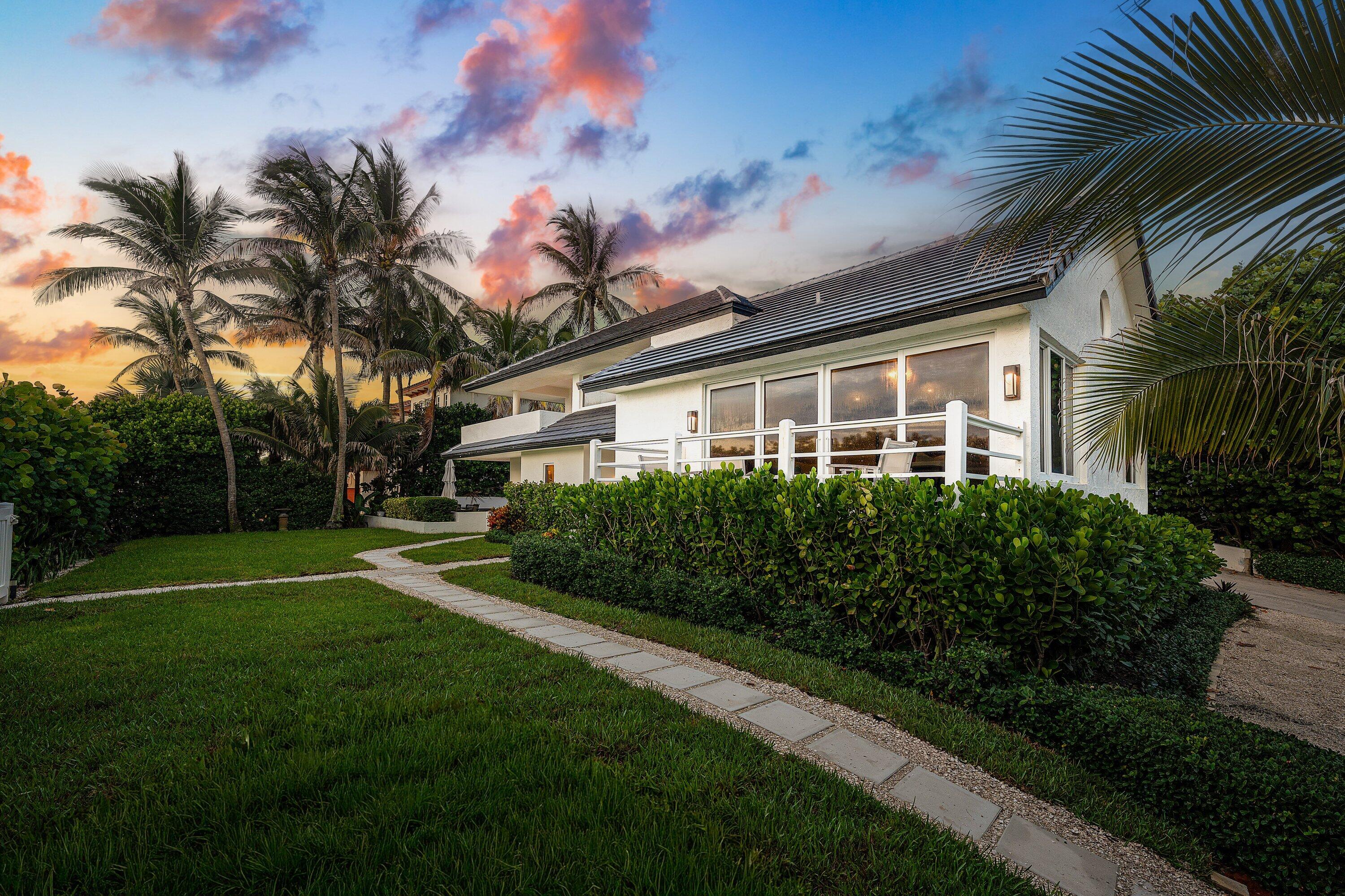 Ocean Ridge, Florida, 33435, United States, 3 Bedrooms Bedrooms, ,5 BathroomsBathrooms,Residential,For Sale,1951492